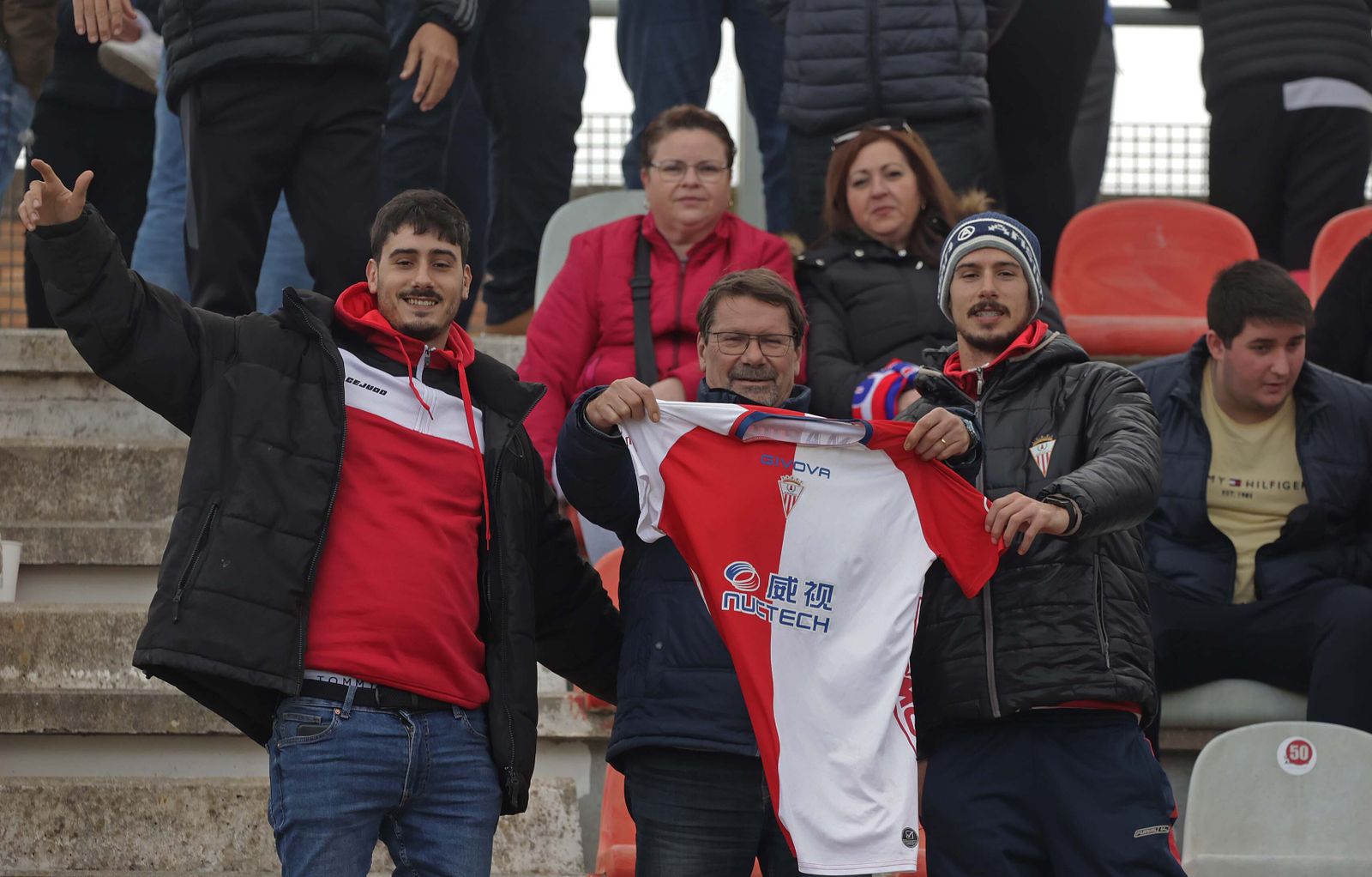 Búscate en el Nuevo Mirador durante el Algeciras - Alcoyano