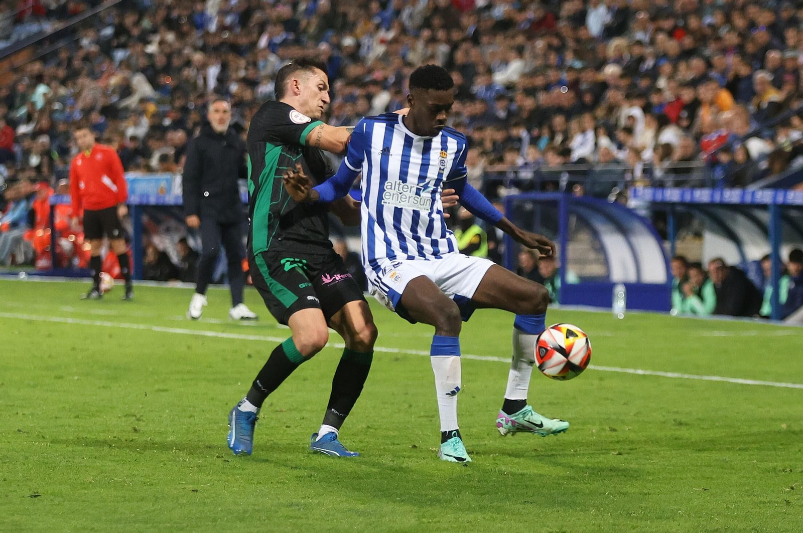 Las mejores fotos del ambiente en el Nuevo Colombino para el Recre - Córdoba CF