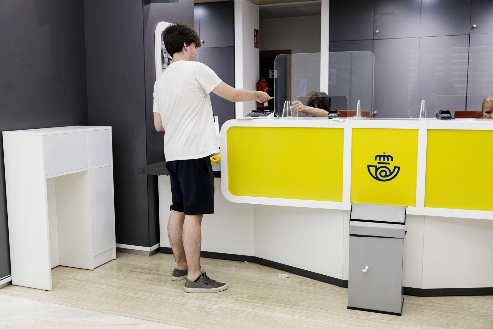 Correos ofrece puestos de trabajo sin oposición a través de su filial Correos Express