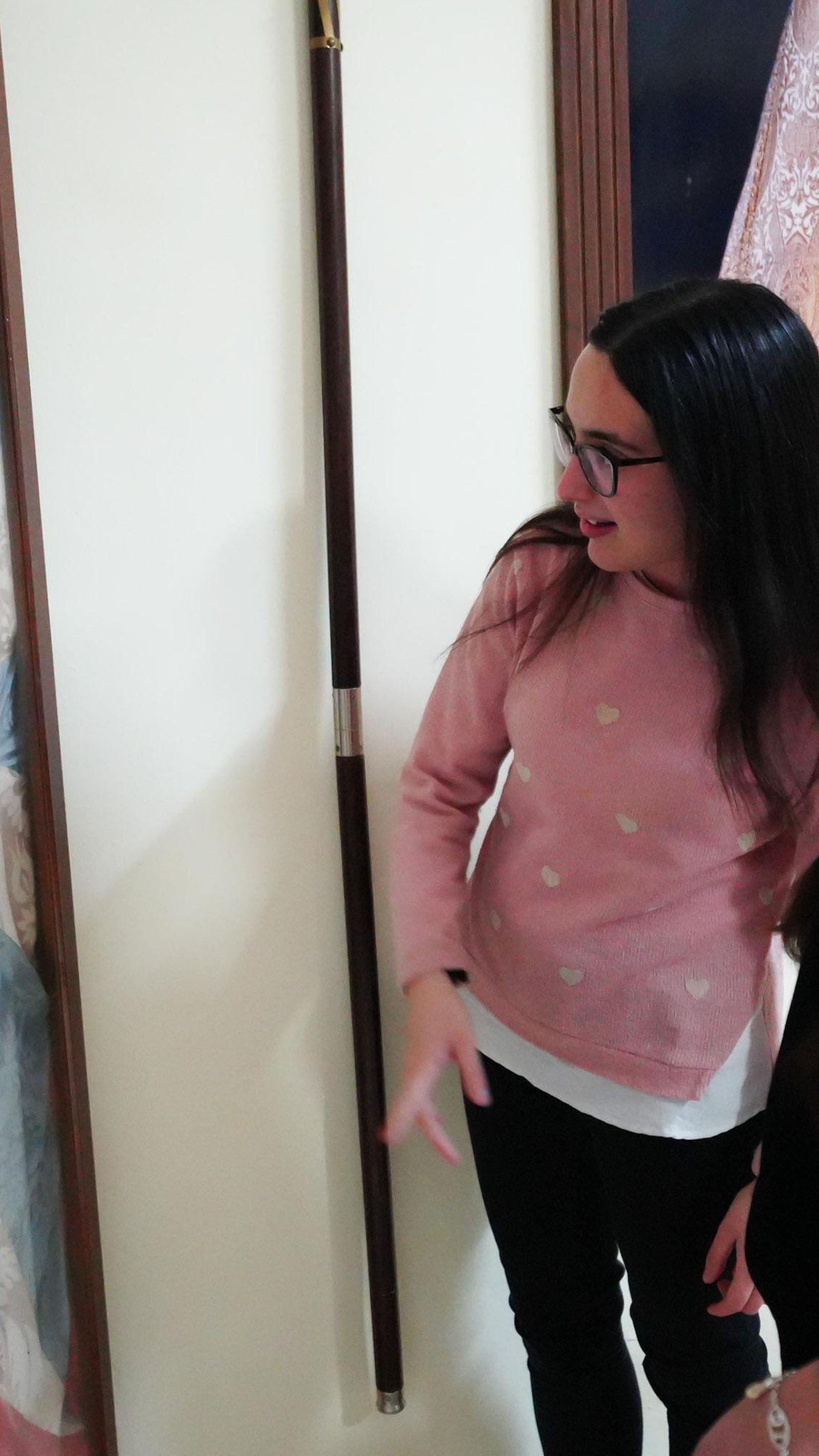 Las dos jóvenes jurarán bandera como hermanas cofrades de la Virgen de Luna el domingo 4 de febrero.