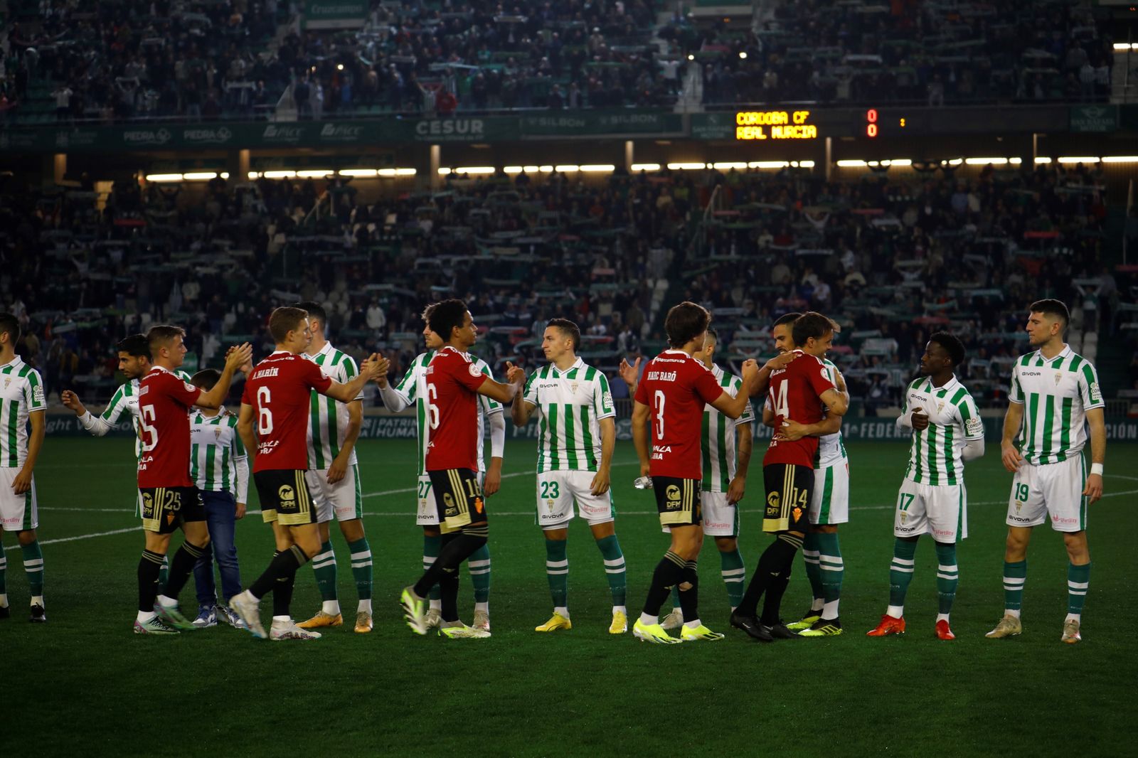 Las mejores fotos del ambiente en El Arcángel para el Córdoba CF - Real Murcia