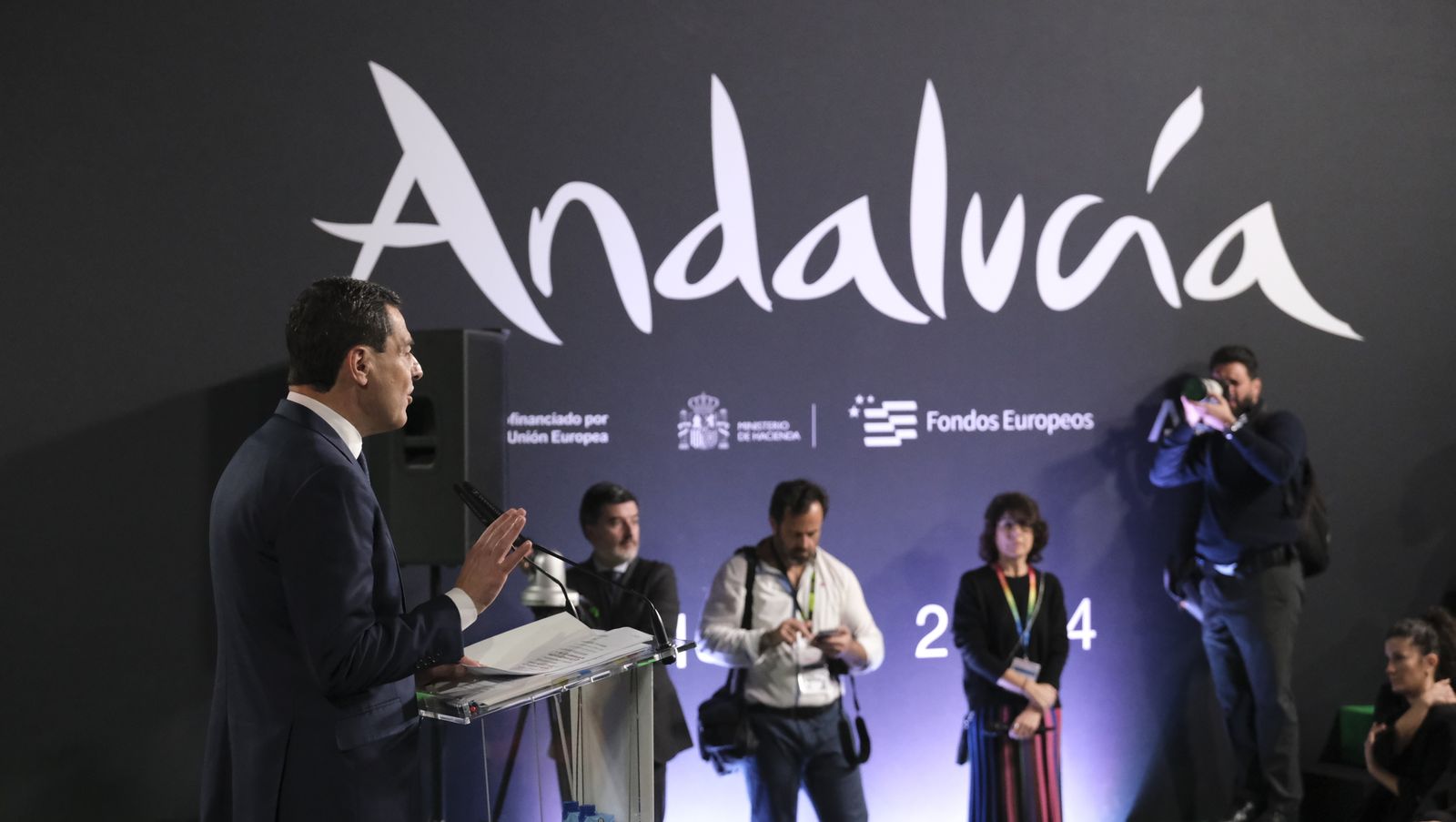 El pabellón de Andalucía en FITUR 2024, en imágenes