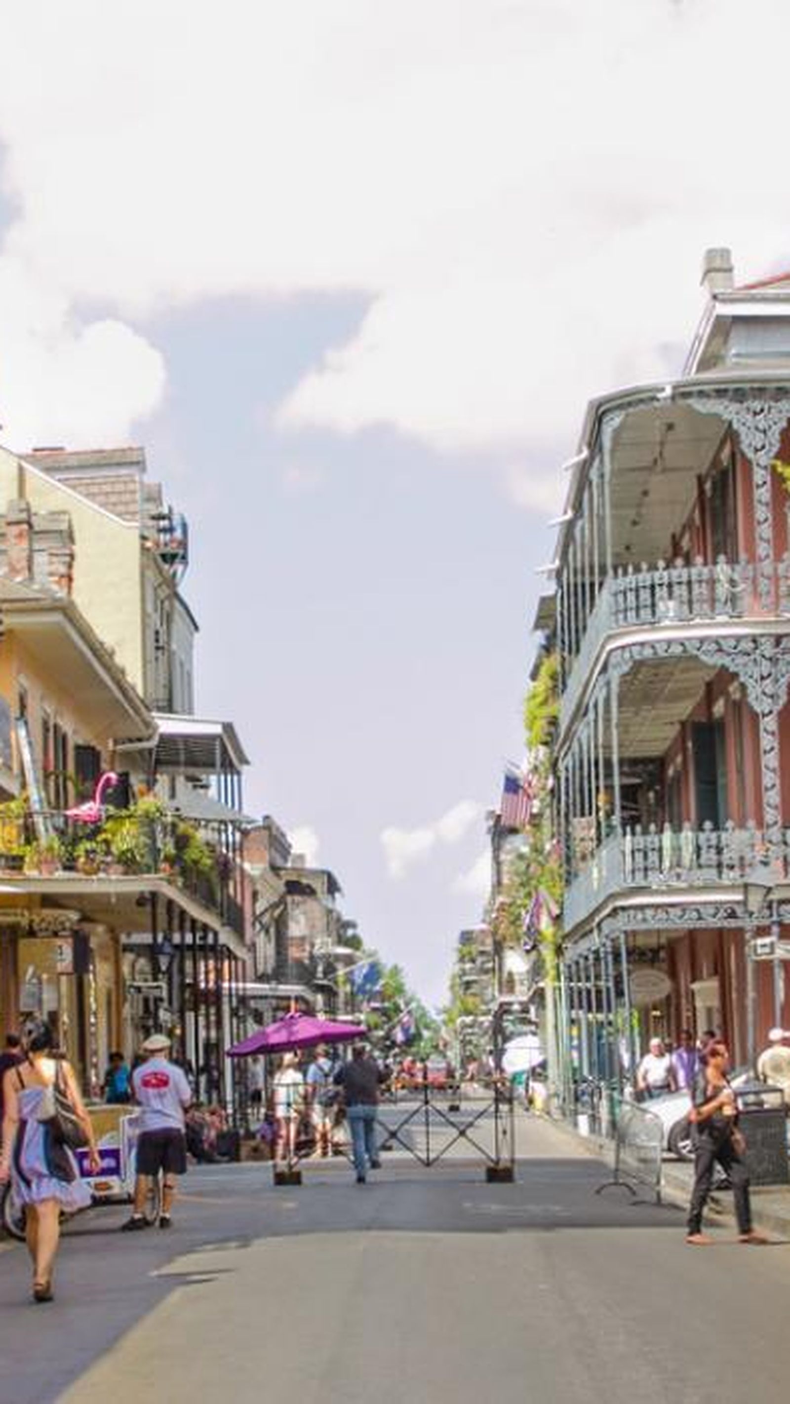 Imagen de una de las calles más transitadas de Nueva Orleans