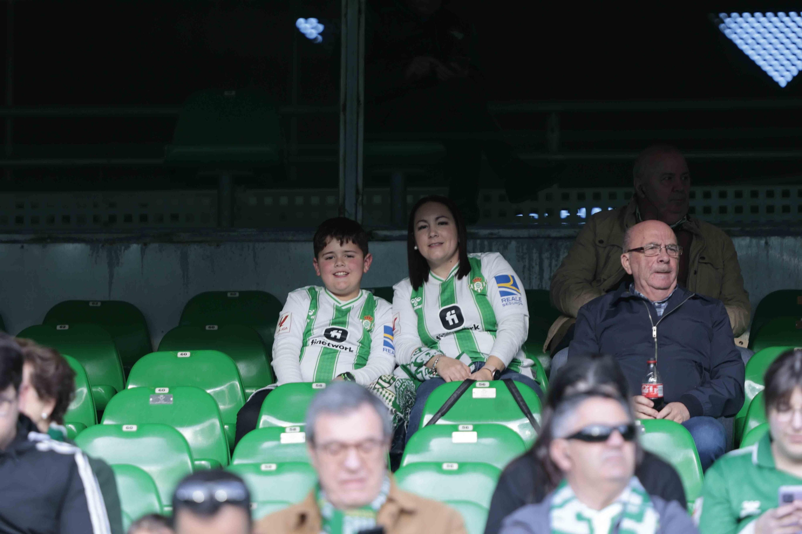 Búscate en las gradas del Villamarín