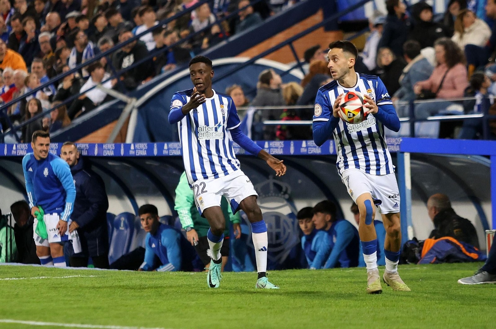 Las mejores fotos del ambiente en el Nuevo Colombino para el Recre - Córdoba CF