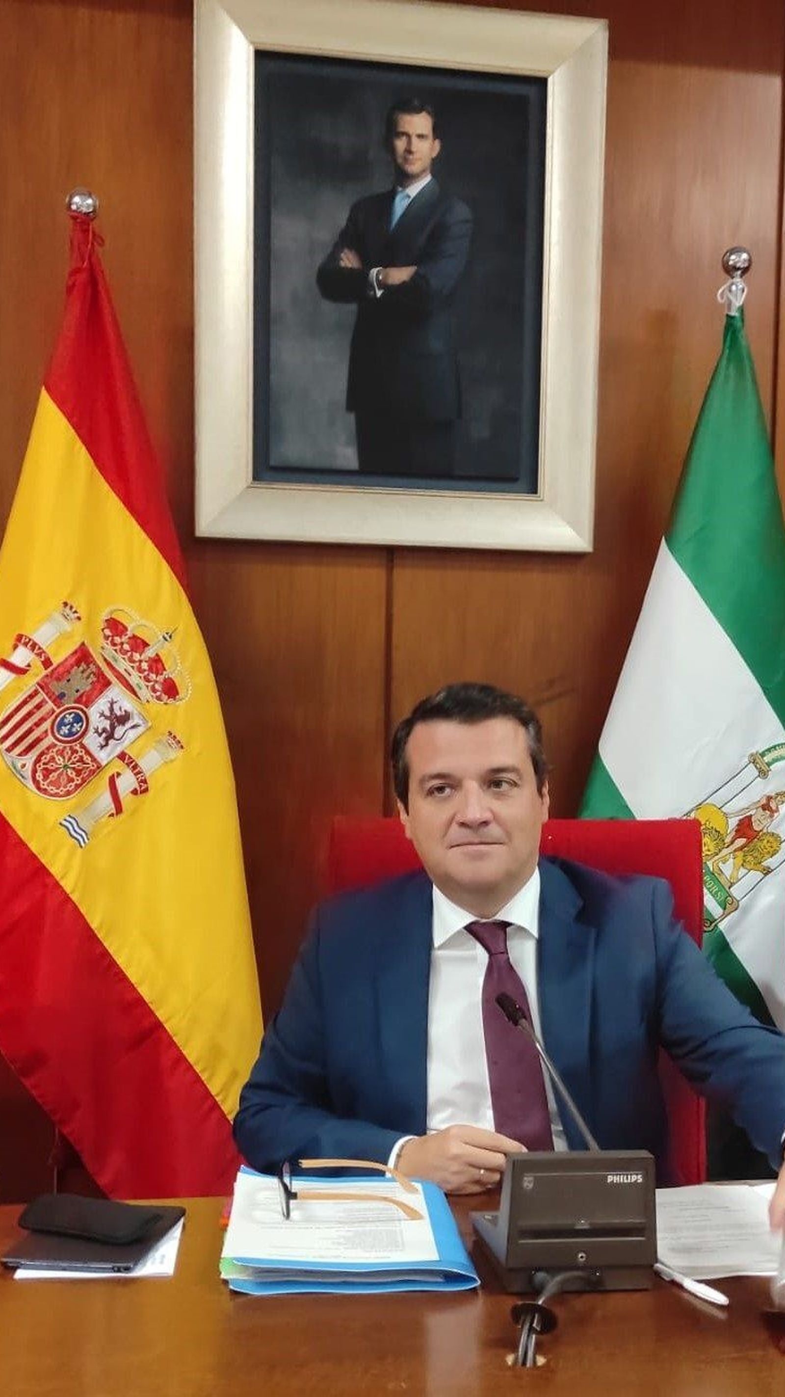 El alcalde José María Bellido, durante un Pleno.