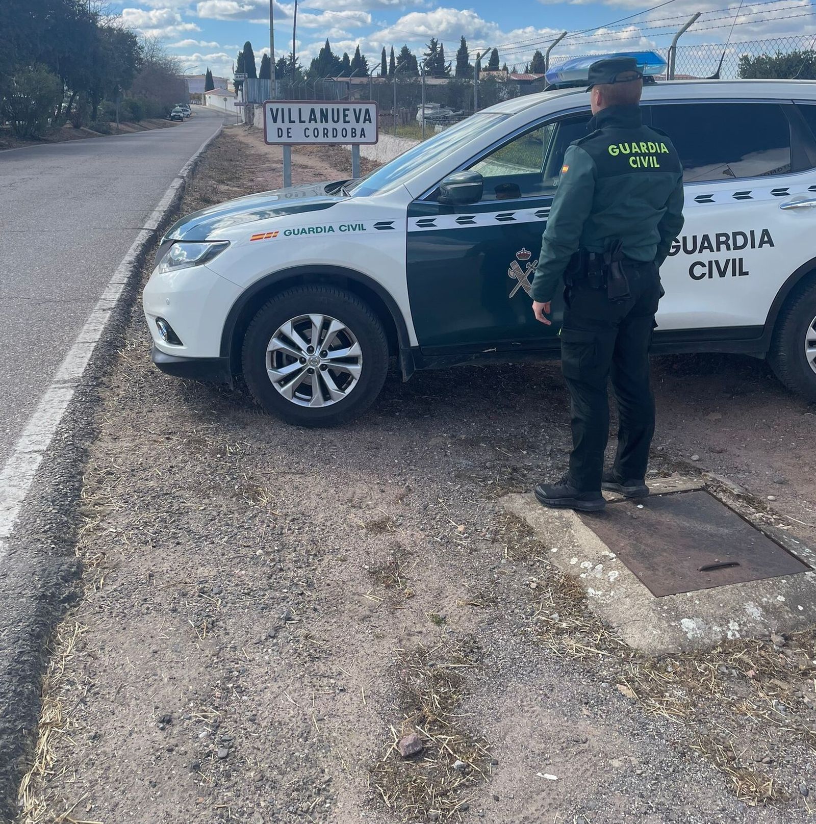Una patrulla de la Guardia Civil en Villanueva de Córdoba.