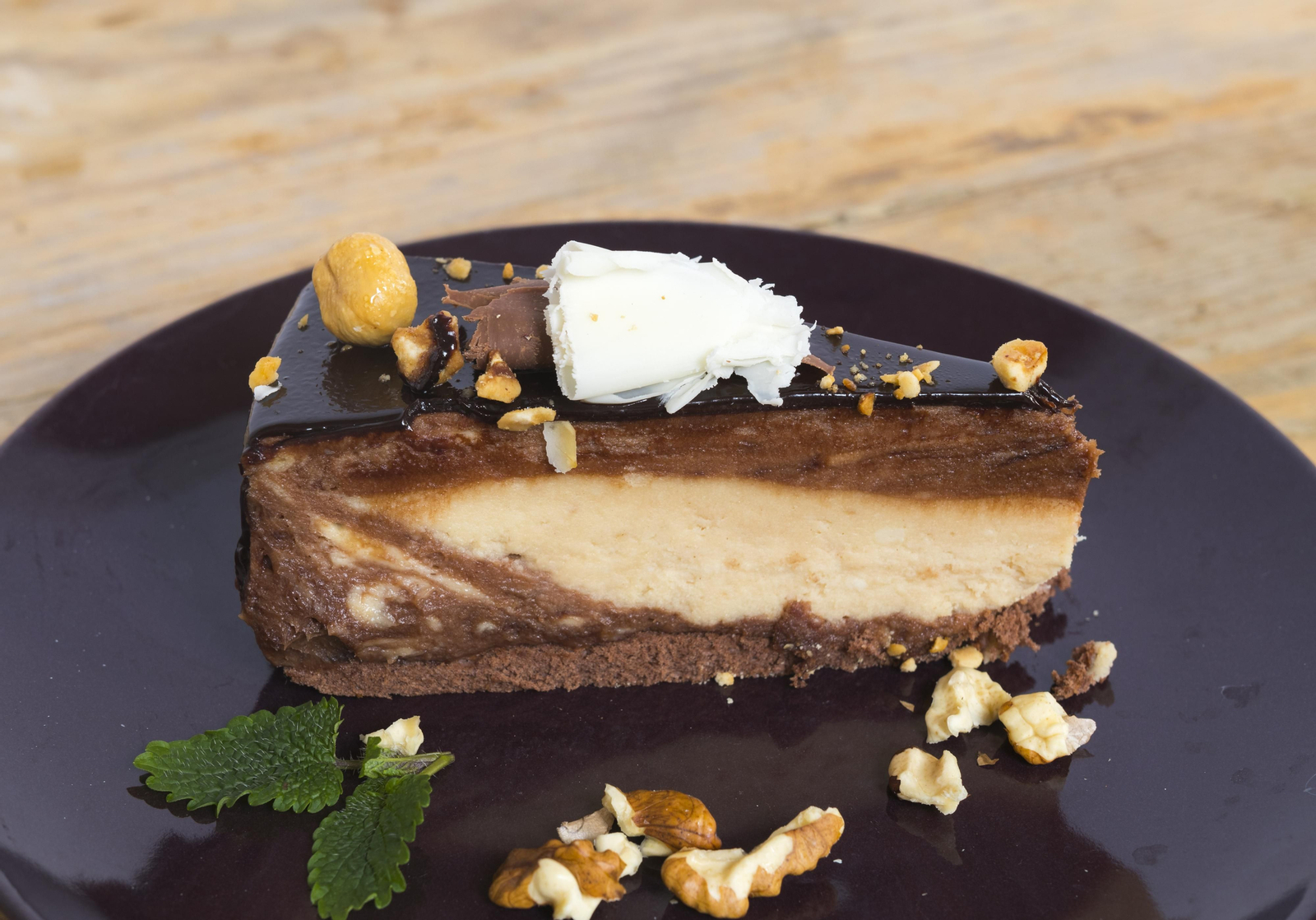 Tarta de queso y brownie, la combinación perfecta para un postre casero