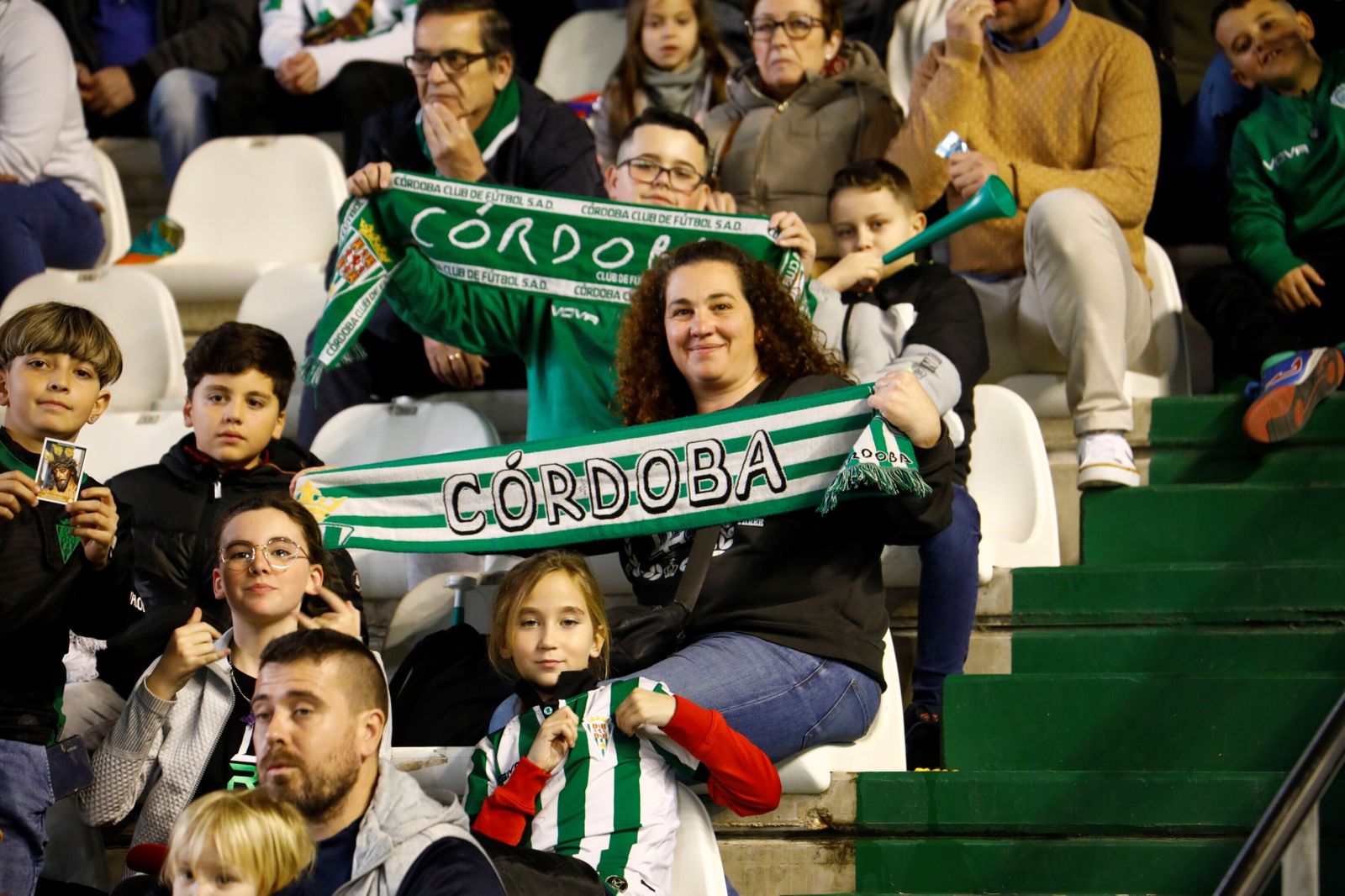 Las mejores fotos del ambiente en El Arcángel para el Córdoba CF - Real Murcia