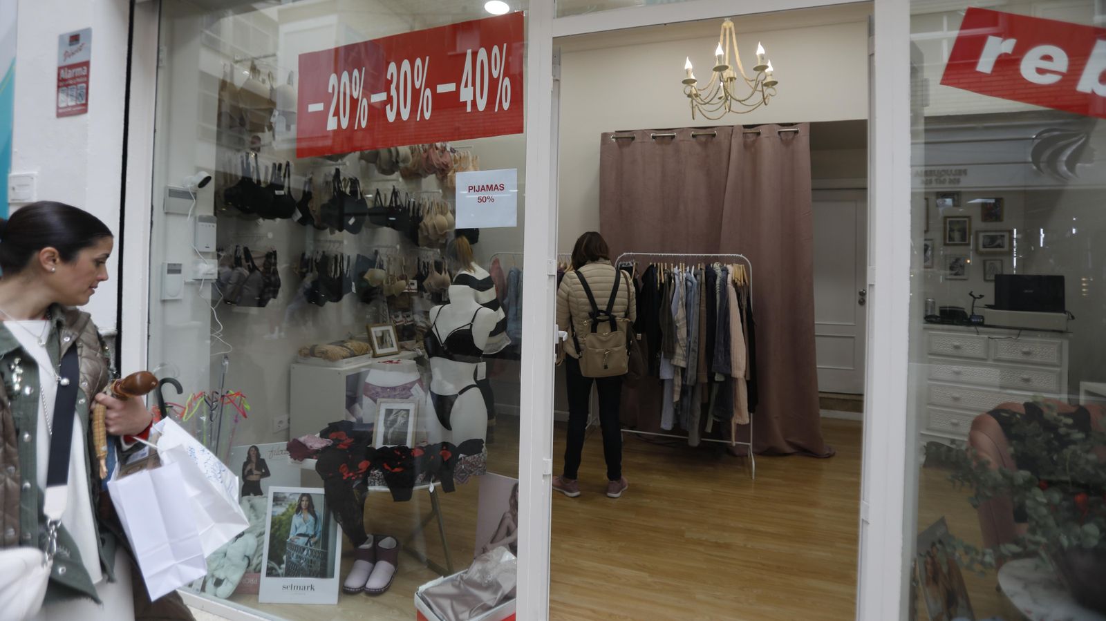 Las fotos del Outlet este sábado en La Línea