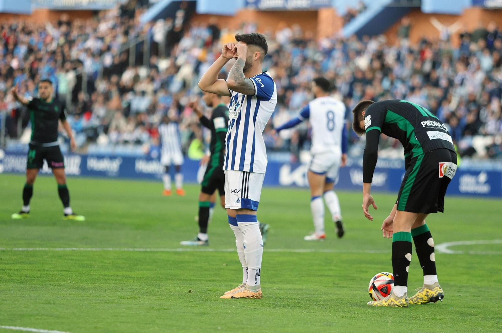 Las mejores fotos del ambiente en el Nuevo Colombino para el Recre - Córdoba CF