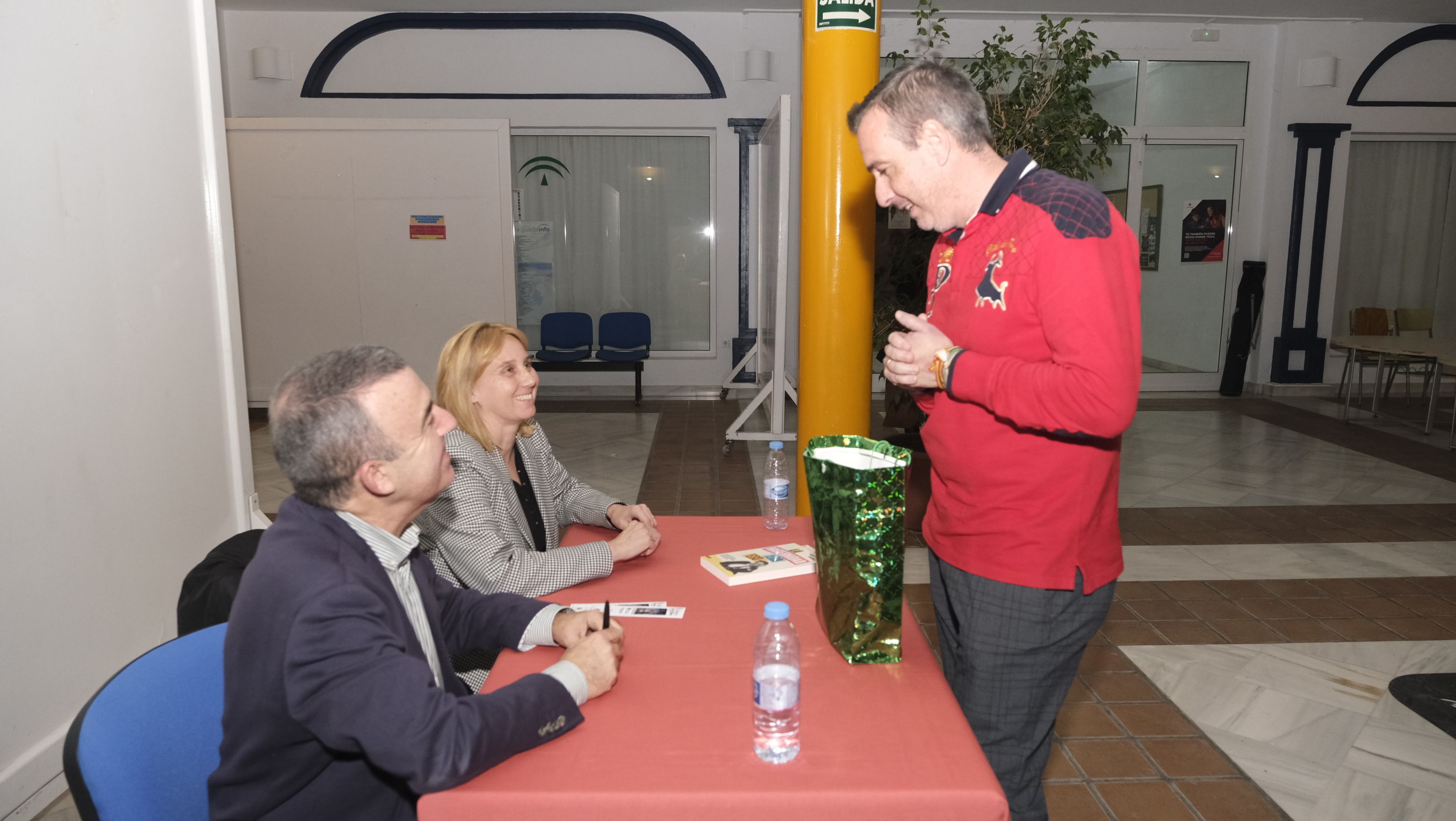 El Diario de los Libros con Lorenzo Silva y Noemí Trujillo, en Mojácar