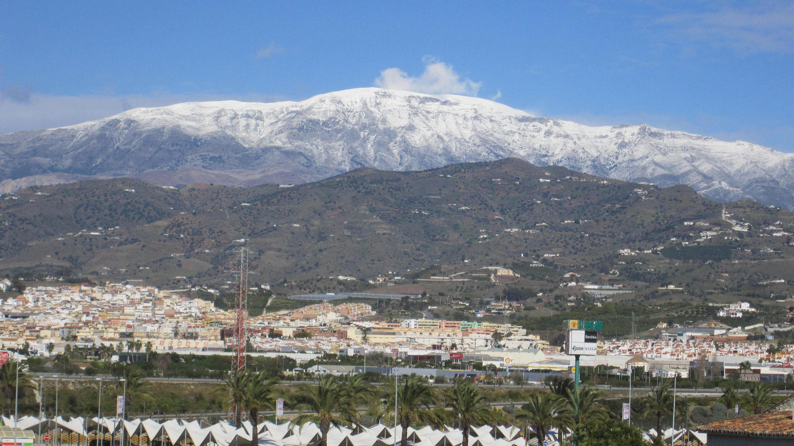 La Maroma nevada, en una foto de archivo.
