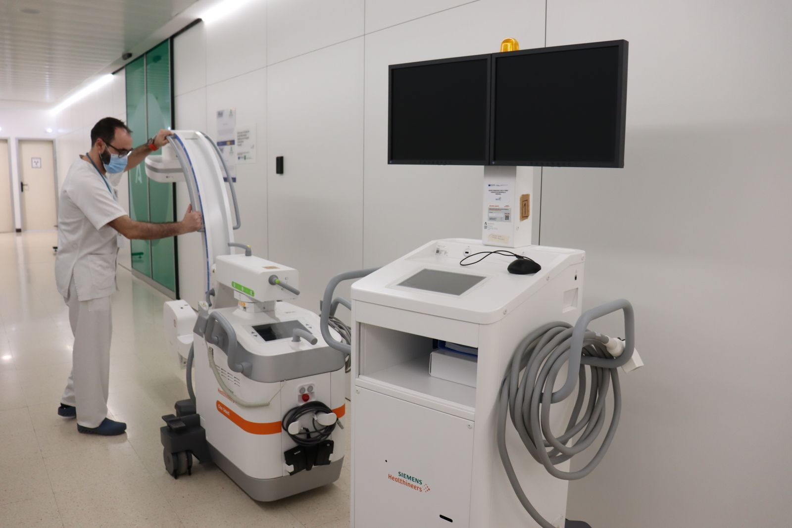 El Hospital Universitario Poniente cuenta con nuevo equipamiento para ofrecer una mejora atención al paciente.