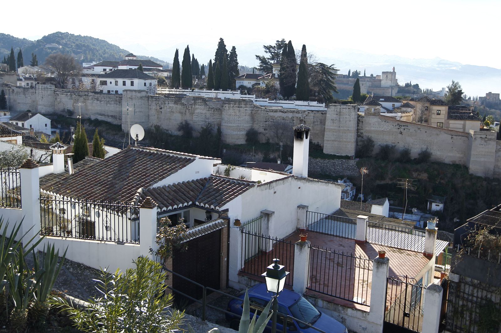 Imagen de archivo de la muralla zirí de Granada