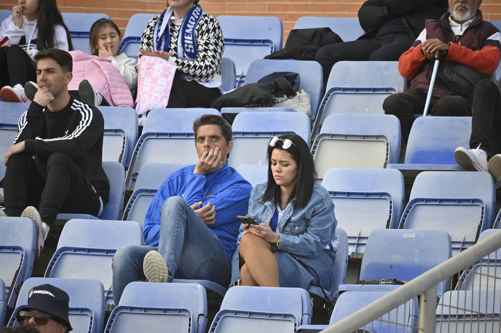 Imágenes de ambiente del partido Recre - Melilla