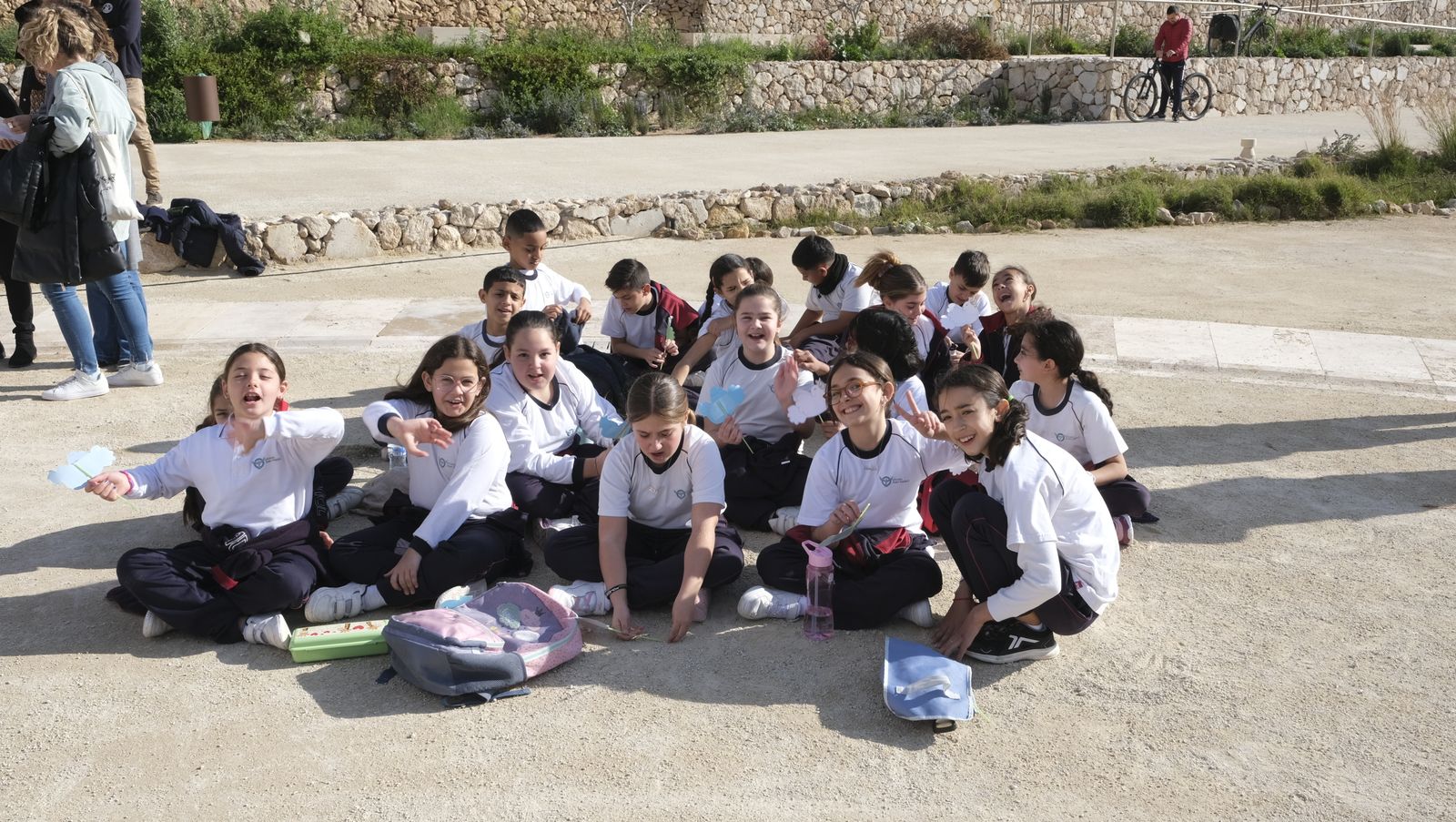 Imágenes de 'Versos por la Paz', en el Parque de La Hoya de Almería