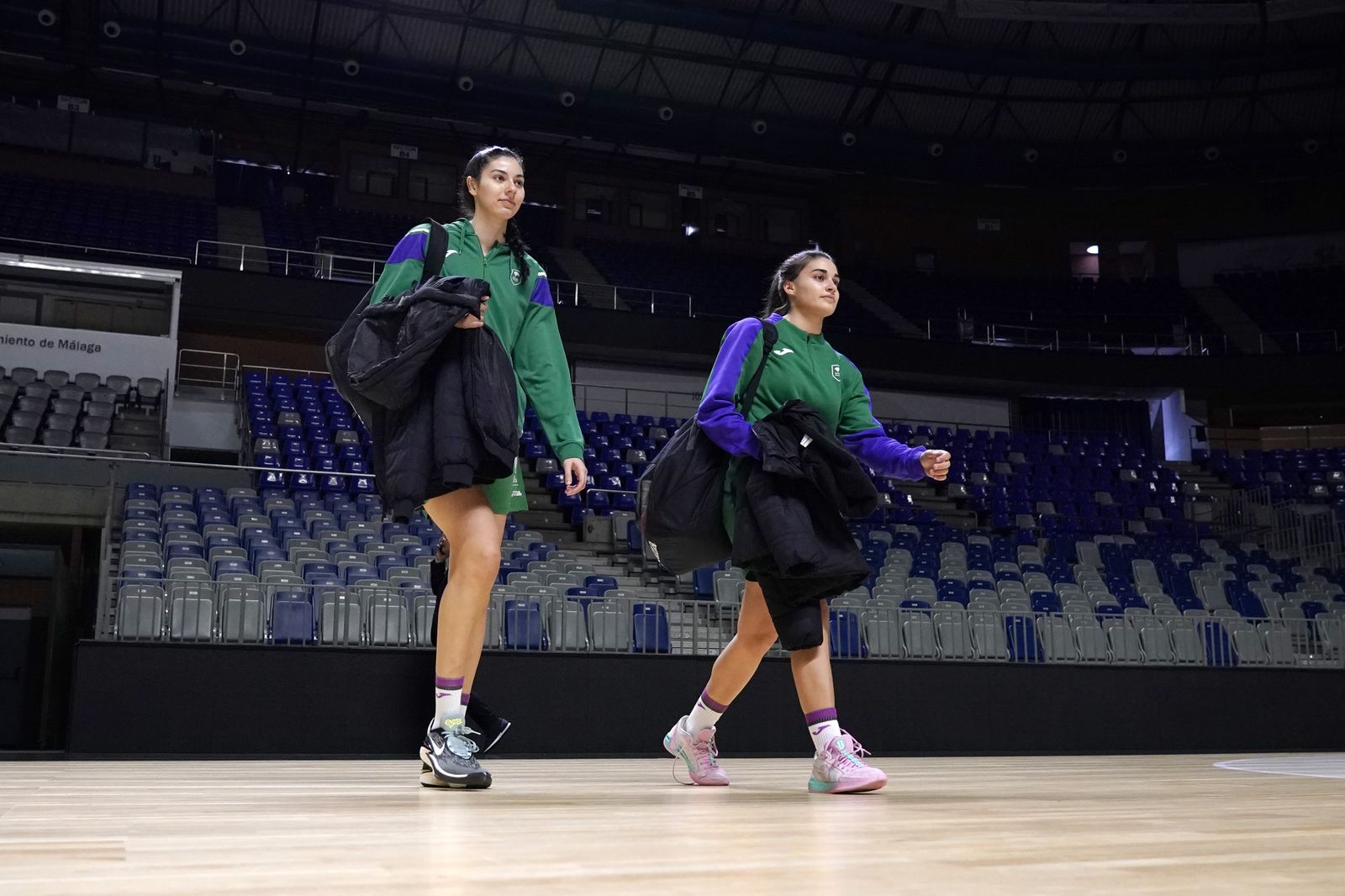 El Unicaja Femenino se prepara en el Carpena