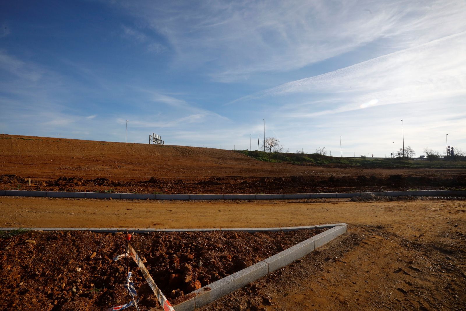 Así avanzan las obras de la segunda fase del parque de Levante de Córdoba, en imágenes