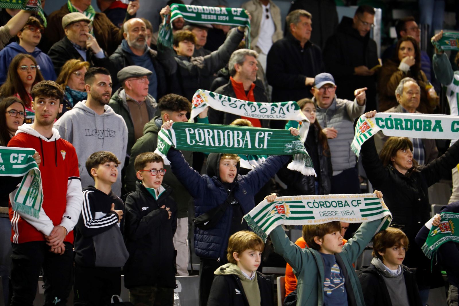 Las mejores fotos del ambiente en El Arcángel para el Córdoba CF - Real Murcia