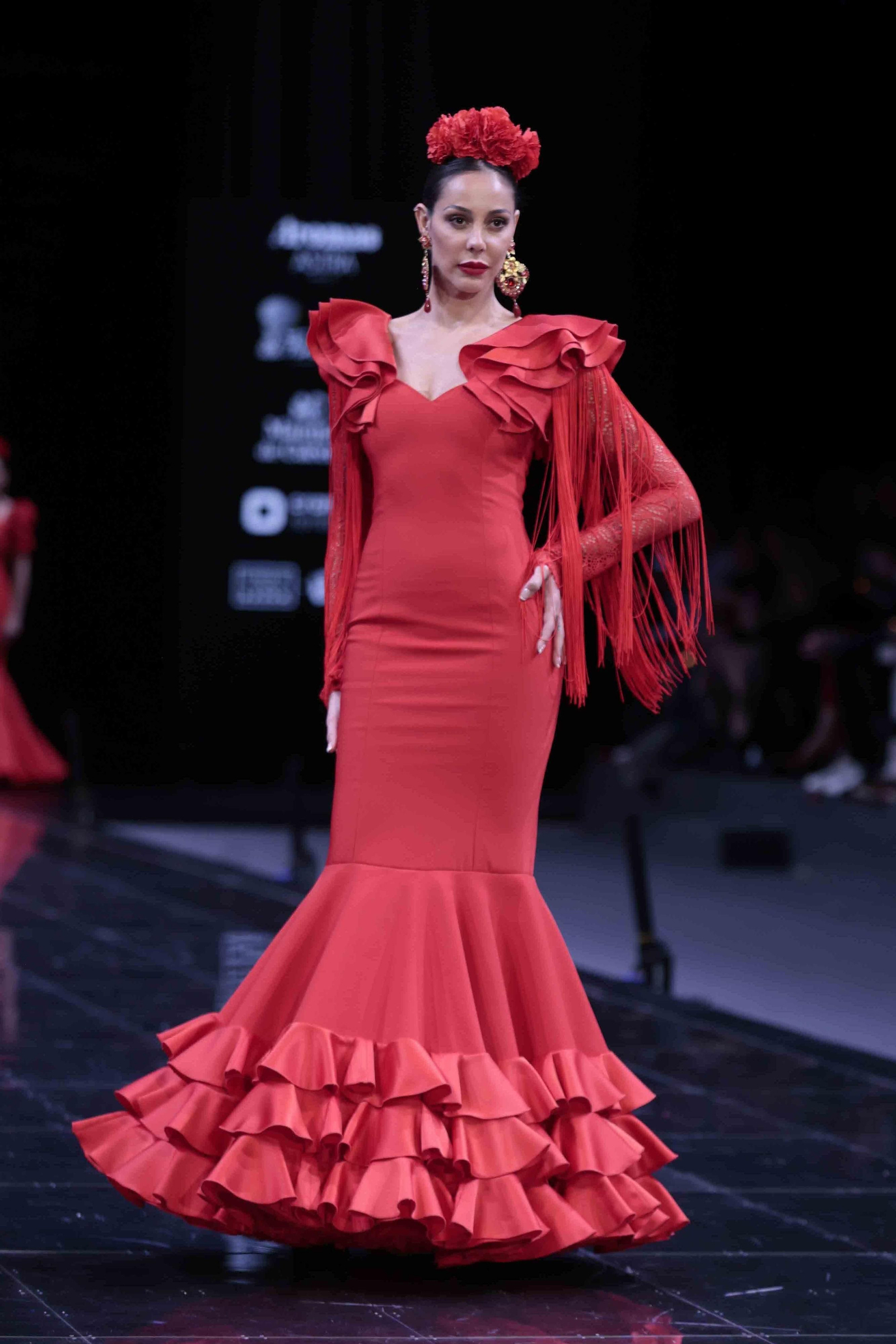 Desfile de Pilar Rubio en SIMOF de 2024, todas las fotos