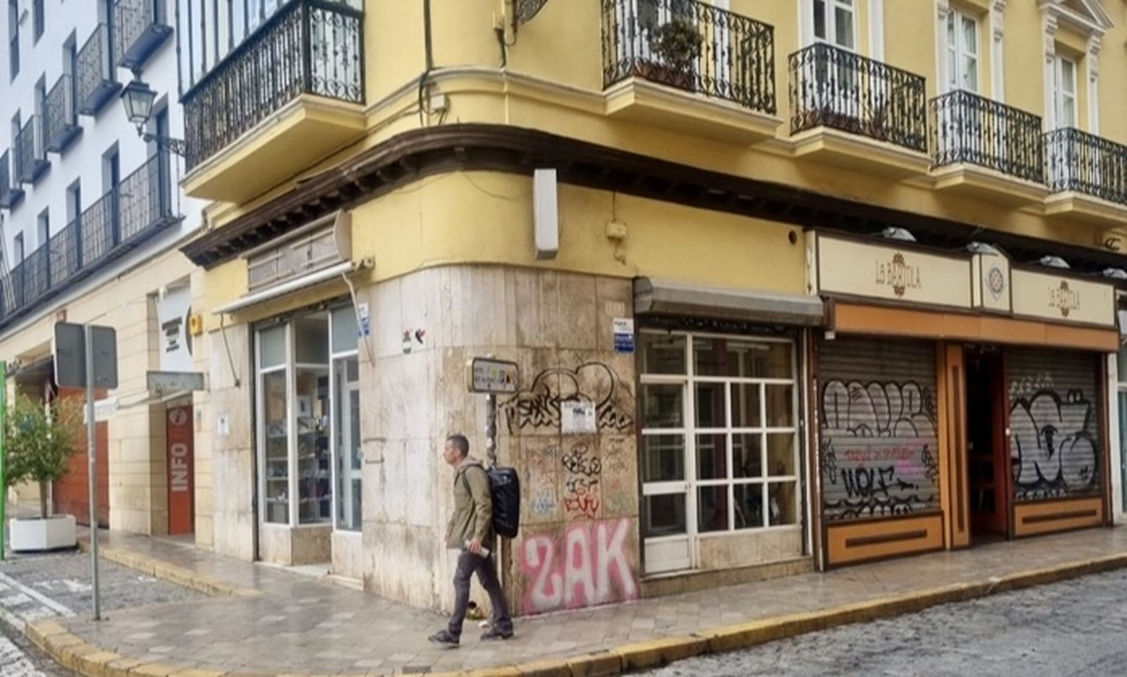 La esquina de la antigua Cuchillería Amable.