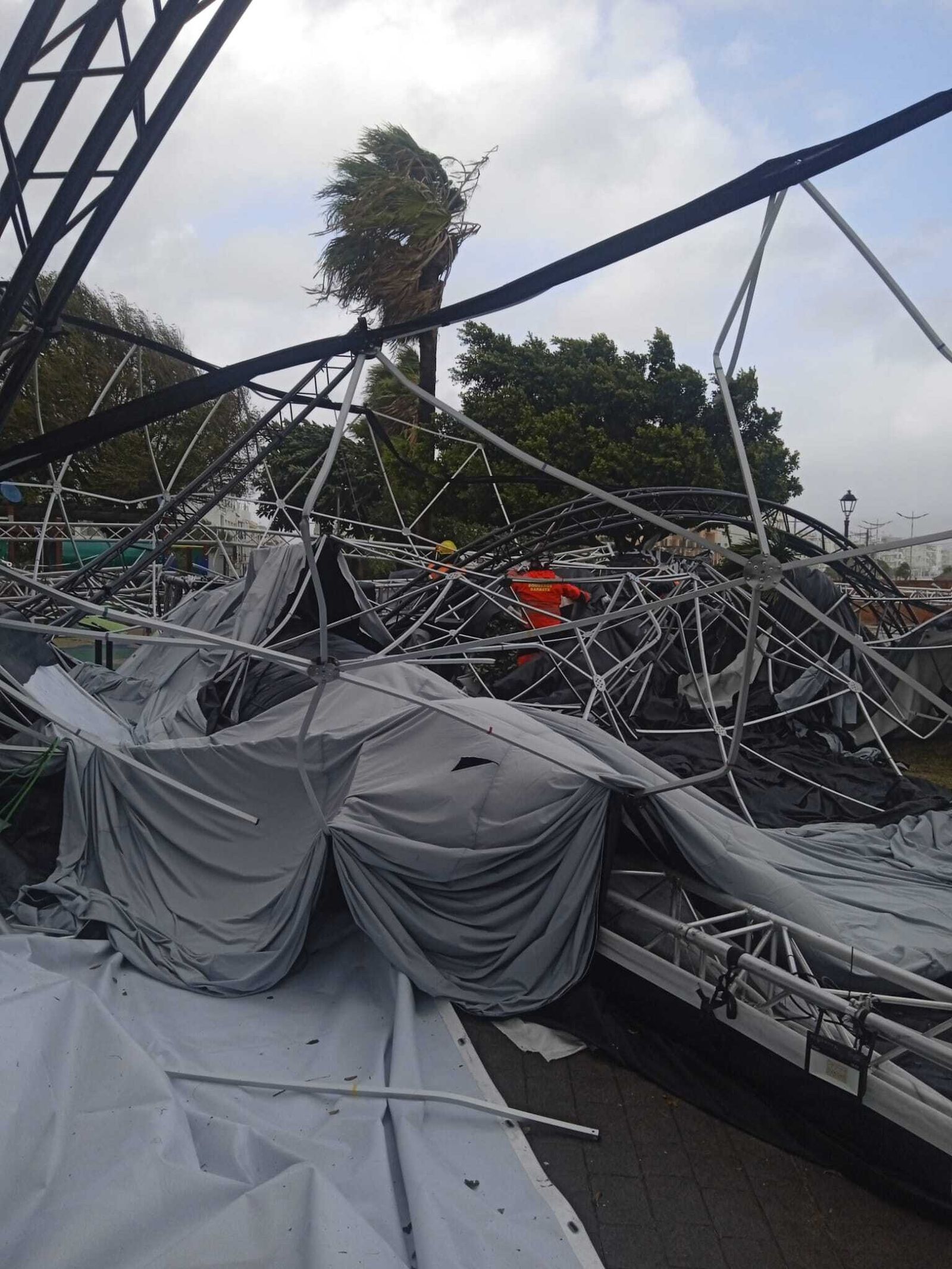 El temporal ha destruido por completo el cine planetario.