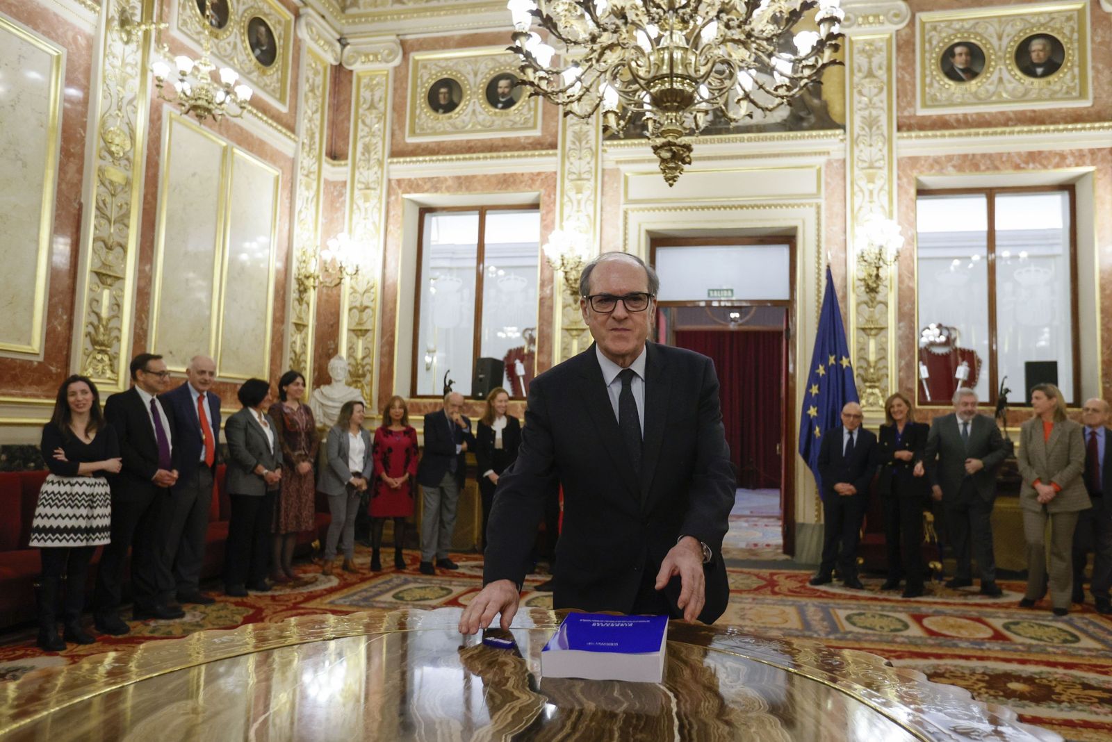 El Defensor del Pueblo, Ángel Gabilondo, con el informe en el Congreso de los Diputados.