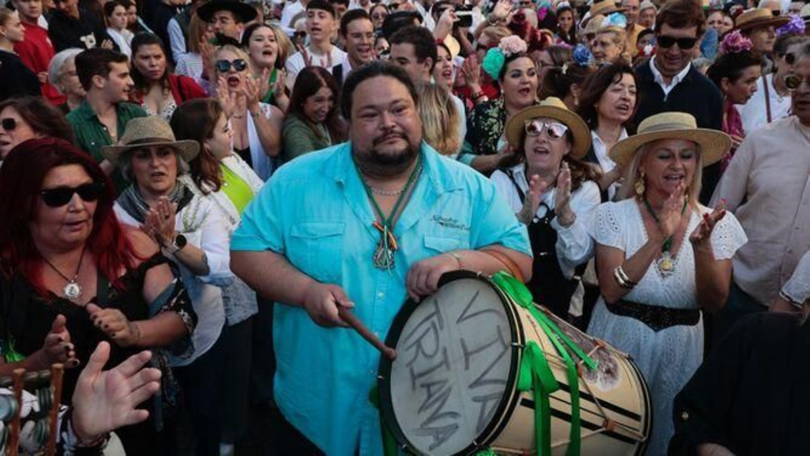 Salida de las hermandades del Rocío de Sevilla 2024 en directo | La salida de las hermandades provoca complicaciones en el tráfico