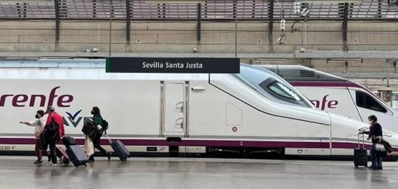 Tarjeta dorada de Renfe: requisitos y cómo aprovechar los descuentos de esta semana