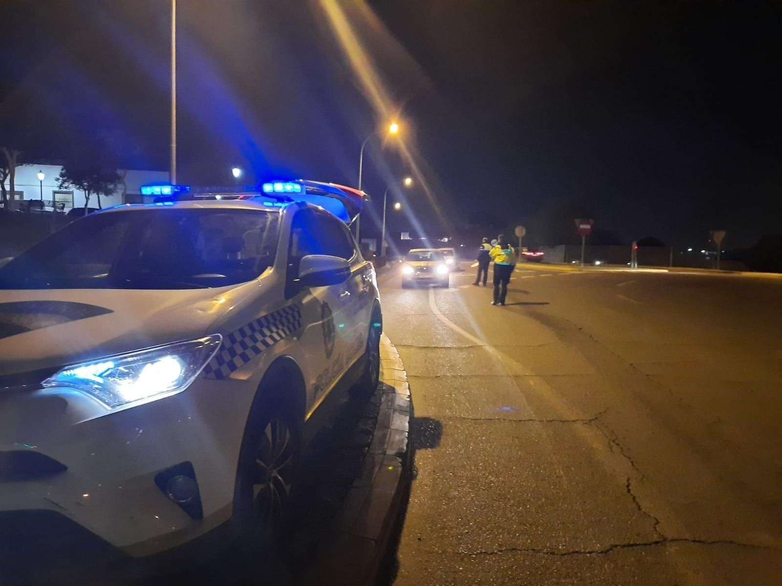 Heridos un padre y un hijo en una reyerta mientras celebraban Halloween en La Puebla del Río