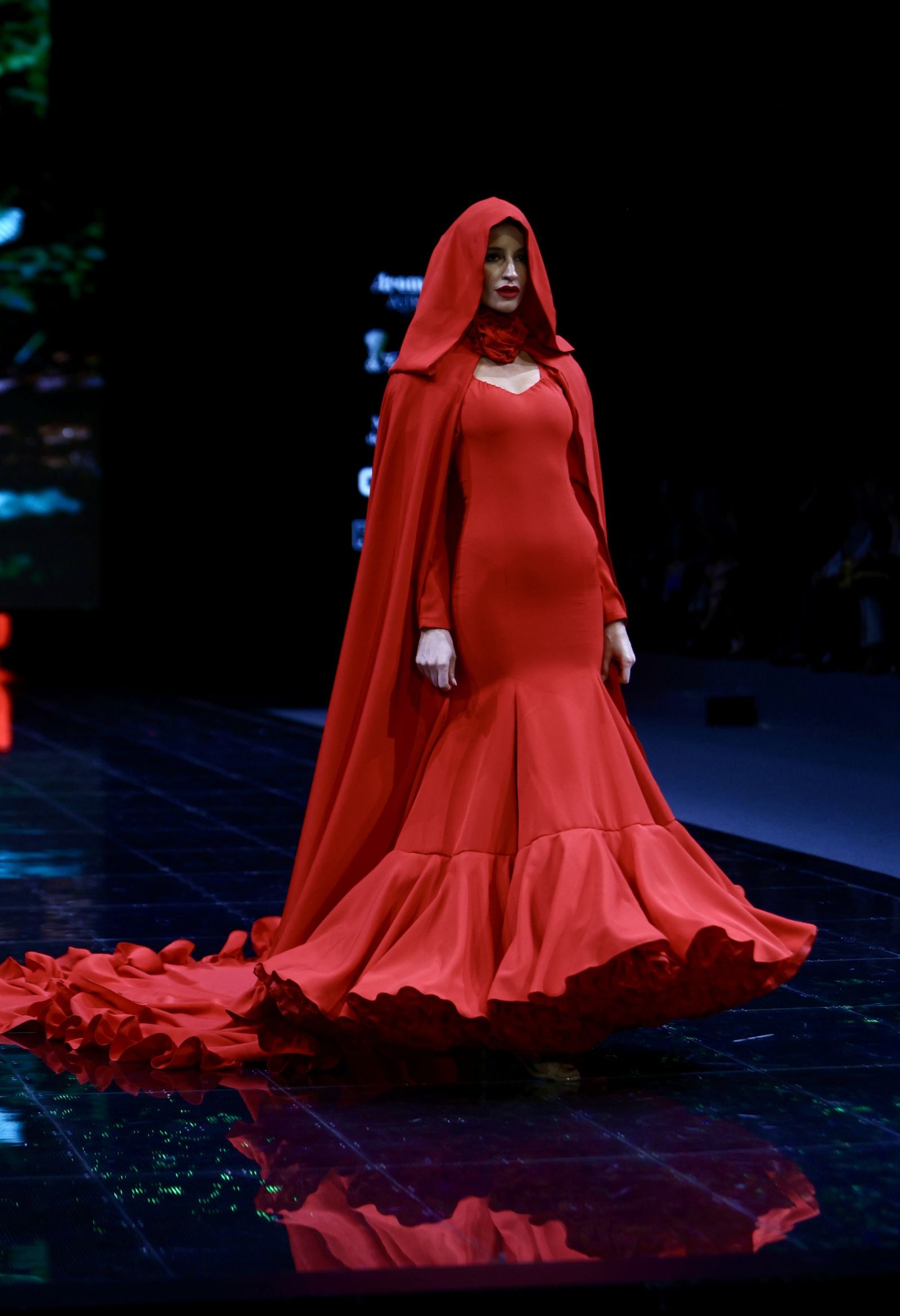 Desfile de Leticia Lorenzo en SIMOF, todas las fotos