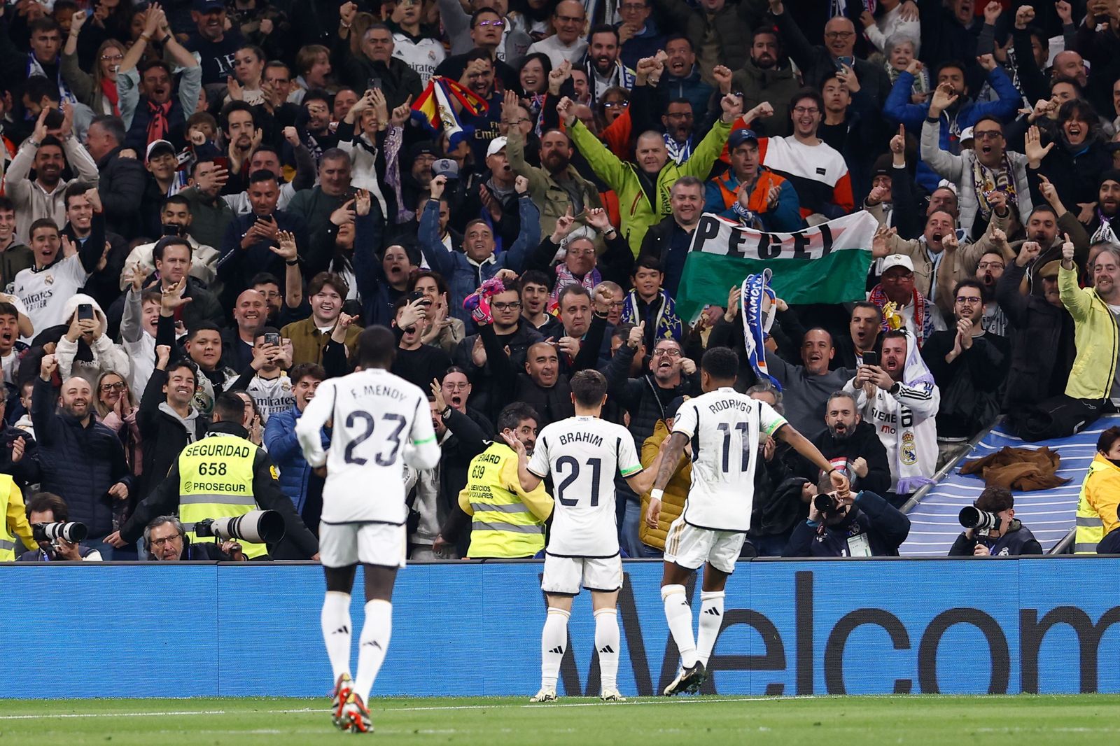 Brahim Díaz, protagonista en el derbi madrileño y aclamado por el Bernabéu