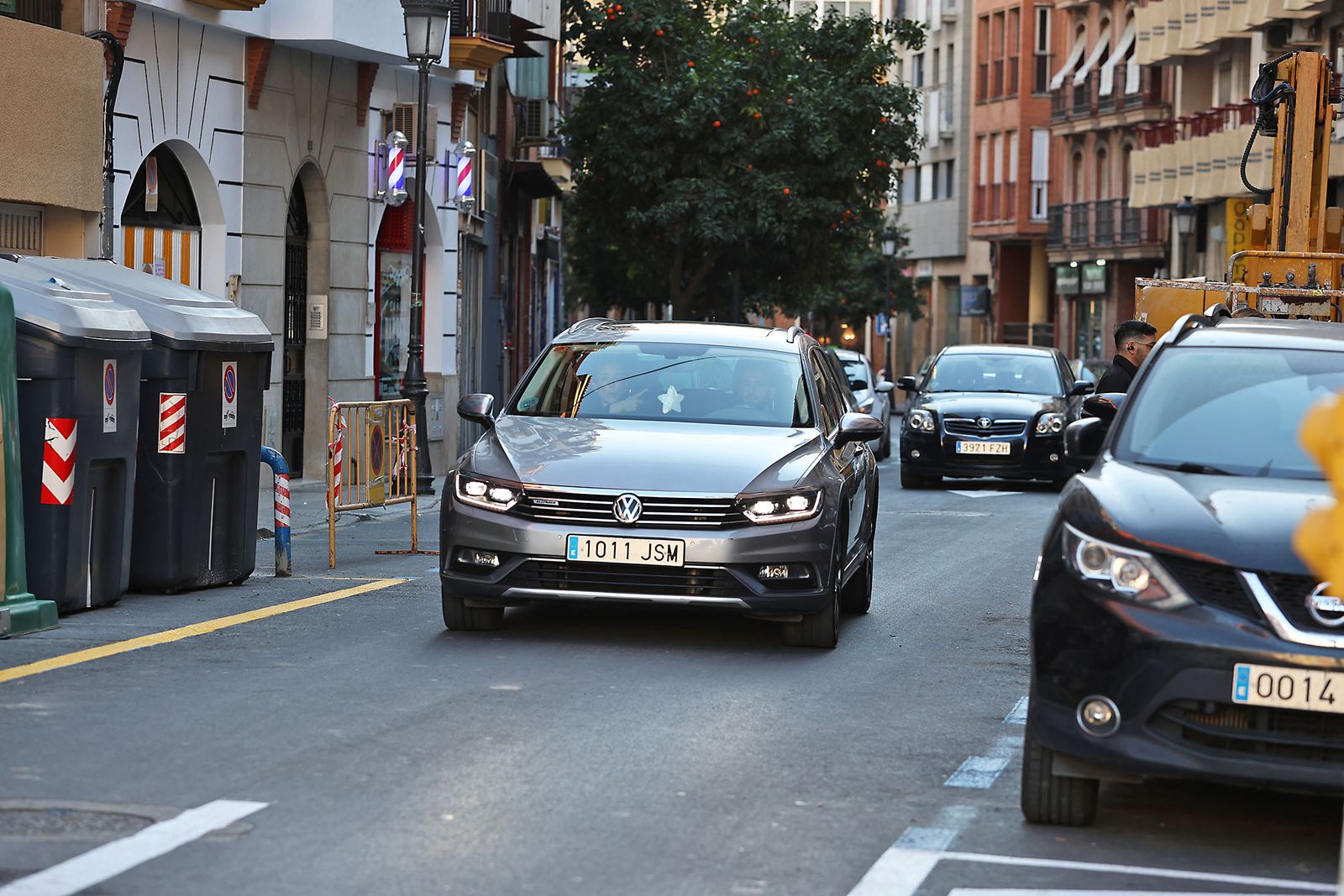 Imágenes de los trabajos realizados en la segunda fase de cambio de sentido de calles de HUelva