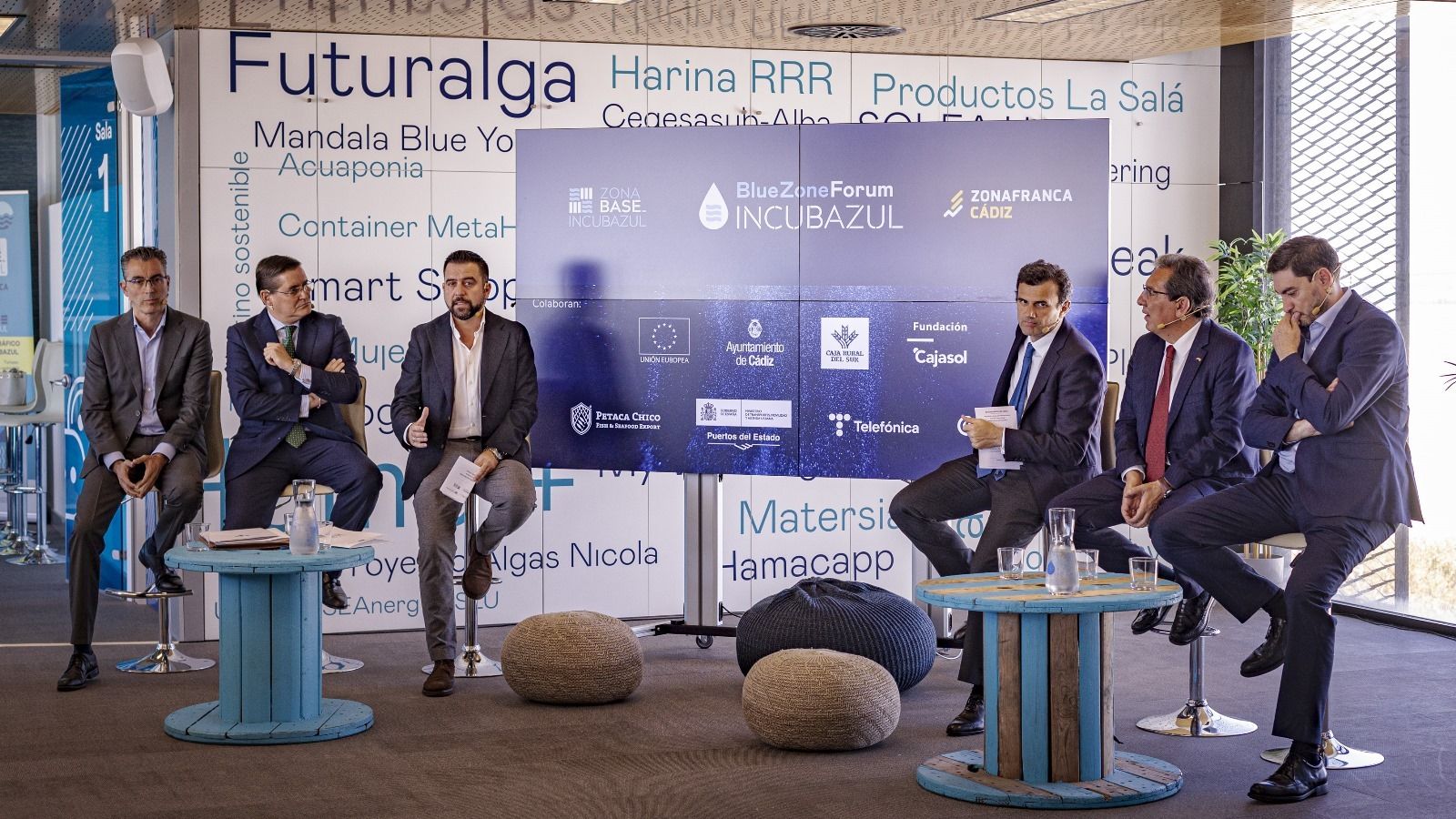 Las empresas e instituciones que participan en Incubazul, en la presentación del Blue Zone Forum este viernes.