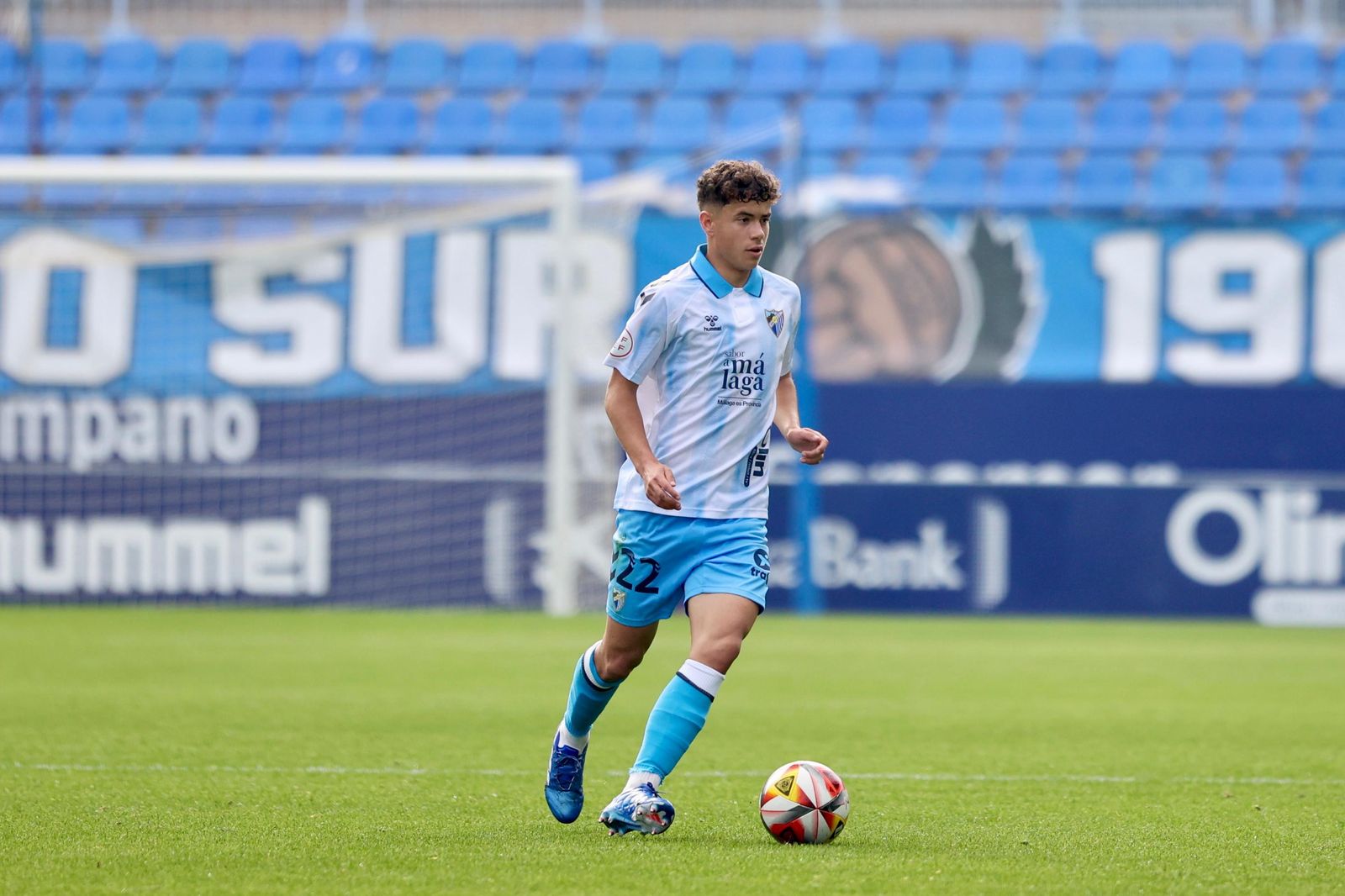 El Atlético Malagueño salva un punto ante el Huétor Vega