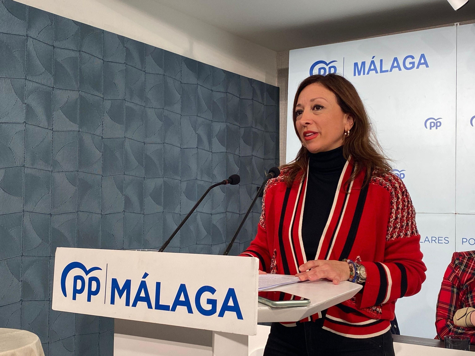 La presidenta del PP  de Málaga , Patricia Navarro, interviene en la primera Junta Directiva del partido del año, que ha tenido lugar en Mijas.