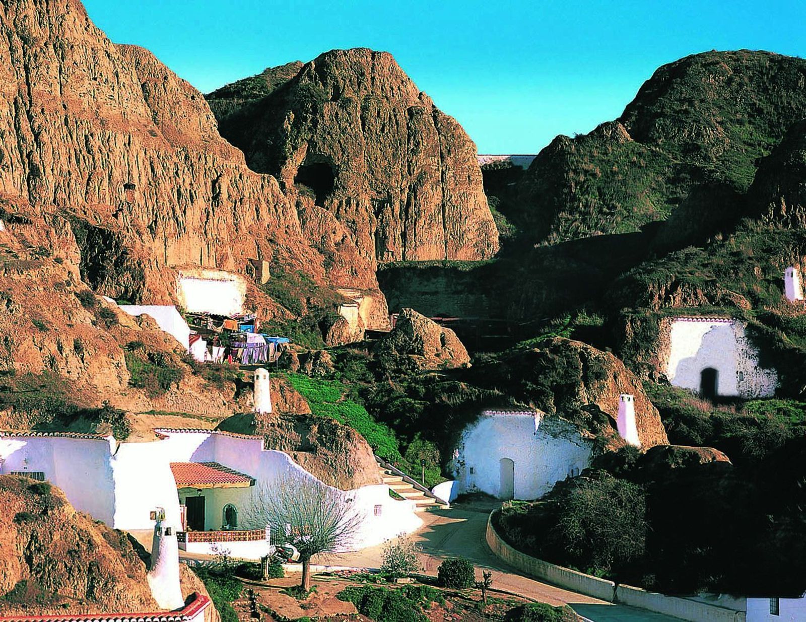 Casas cueva en la zona norte de la provincia de Granada.