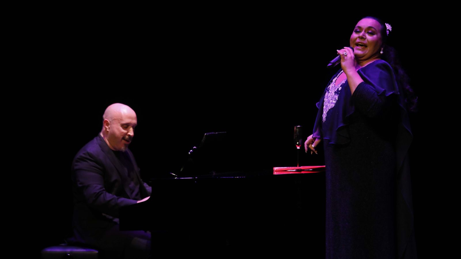 Las fotos del concierto de Falete en el Teatro Florida de Algeciras