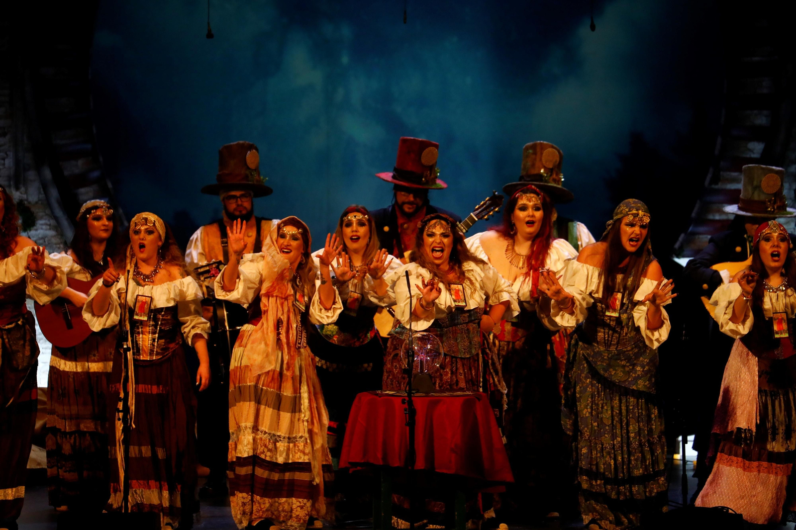 Las imágenes de la última sesión de preliminares del Concurso de Agrupaciones del Carnaval de Córdoba