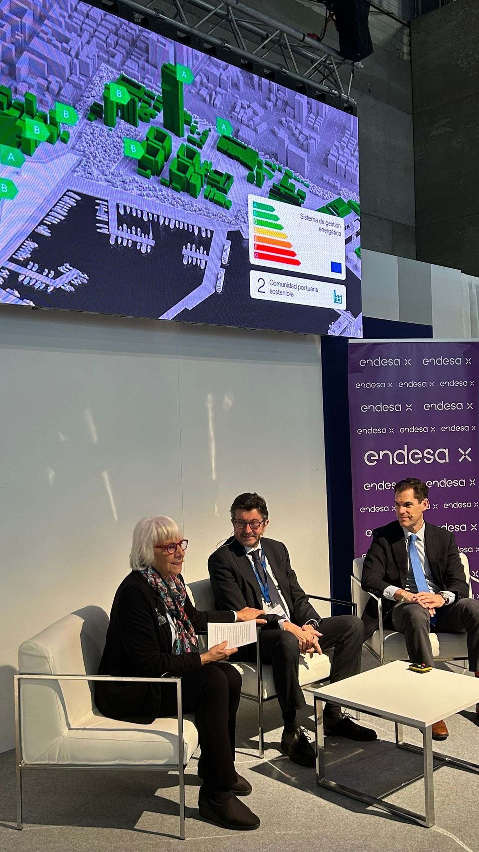 La APBC y Endesa X explicaron dónde se ubicarán las instalaciones que harán posible que el sistema OPS sea pronto una realidad en el puerto de Cádiz