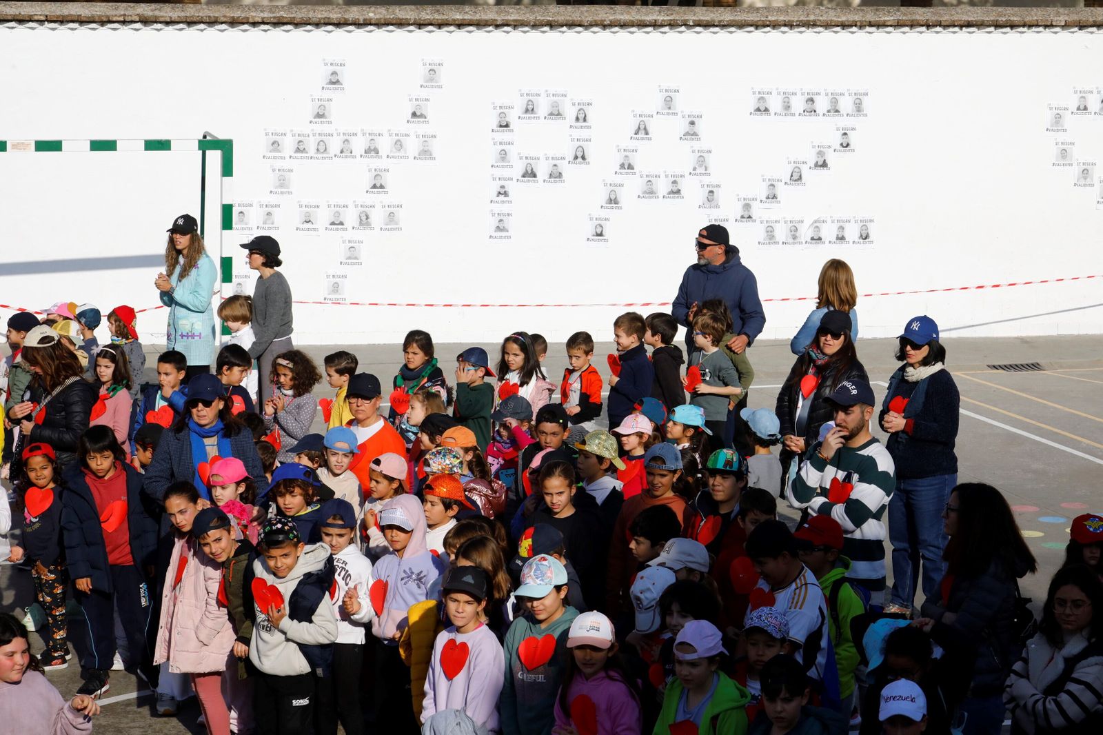 Los colegios de Córdoba celebran el Día de la Paz, en imágenes