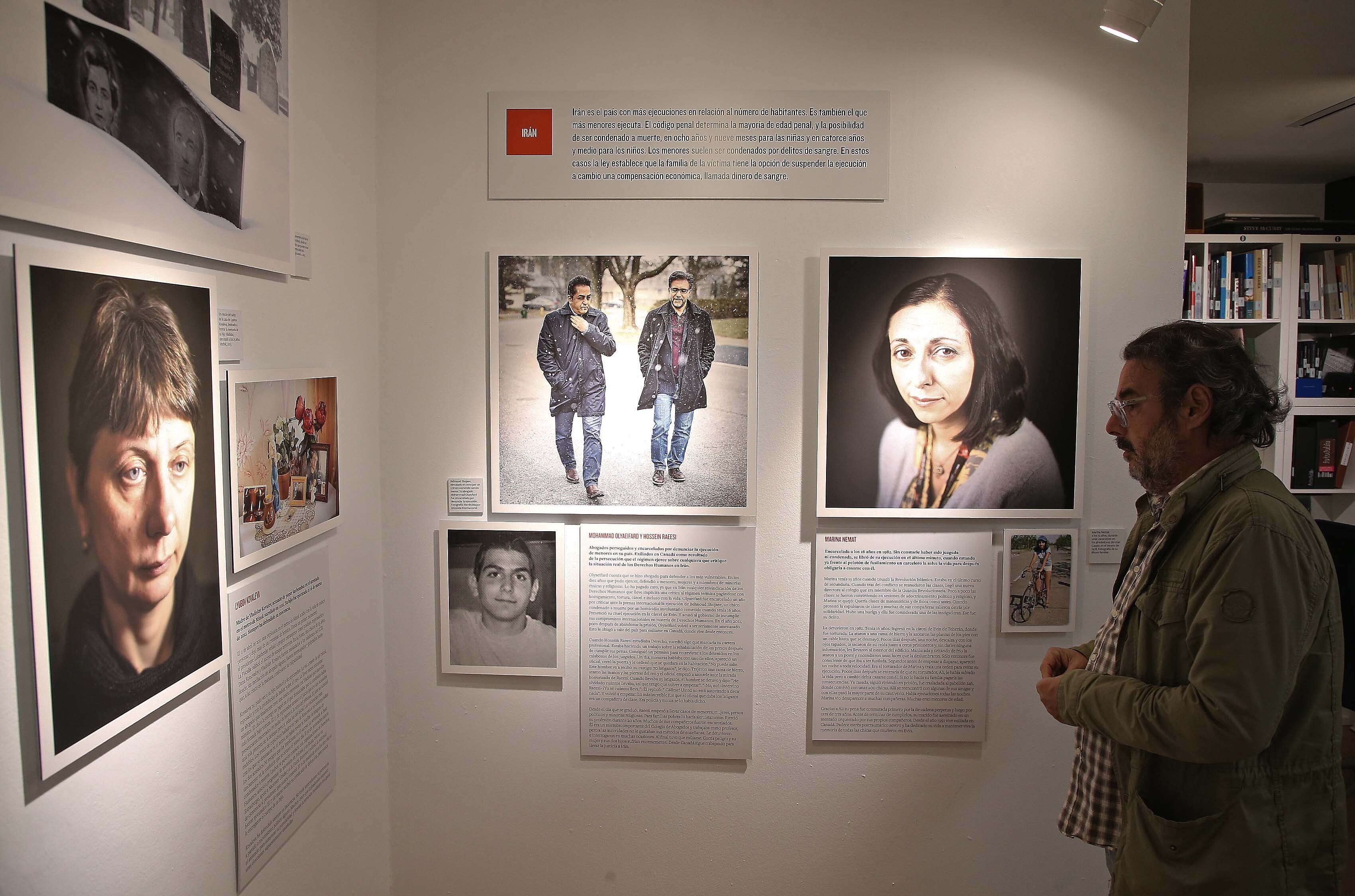 La UFCA  muestra la exposición de Sofía Moro a la Asociación de la Prensa del Campo de Gibraltar