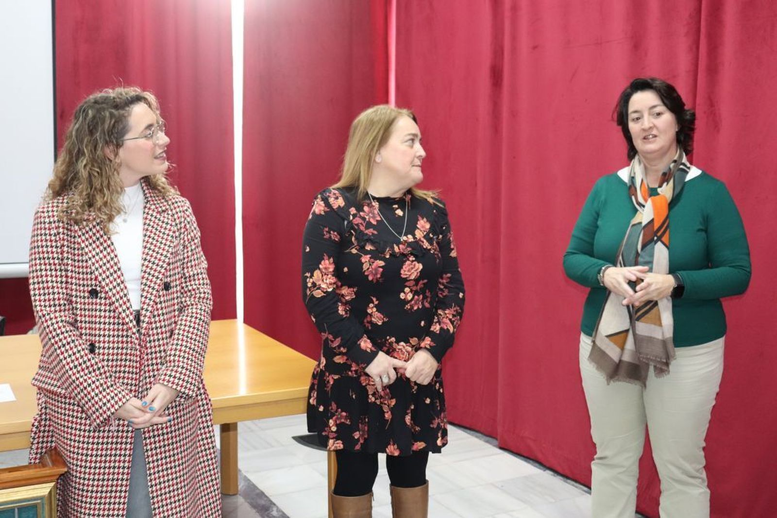 Presentación del curso de 'Atención a la clientela' en Puerto Real