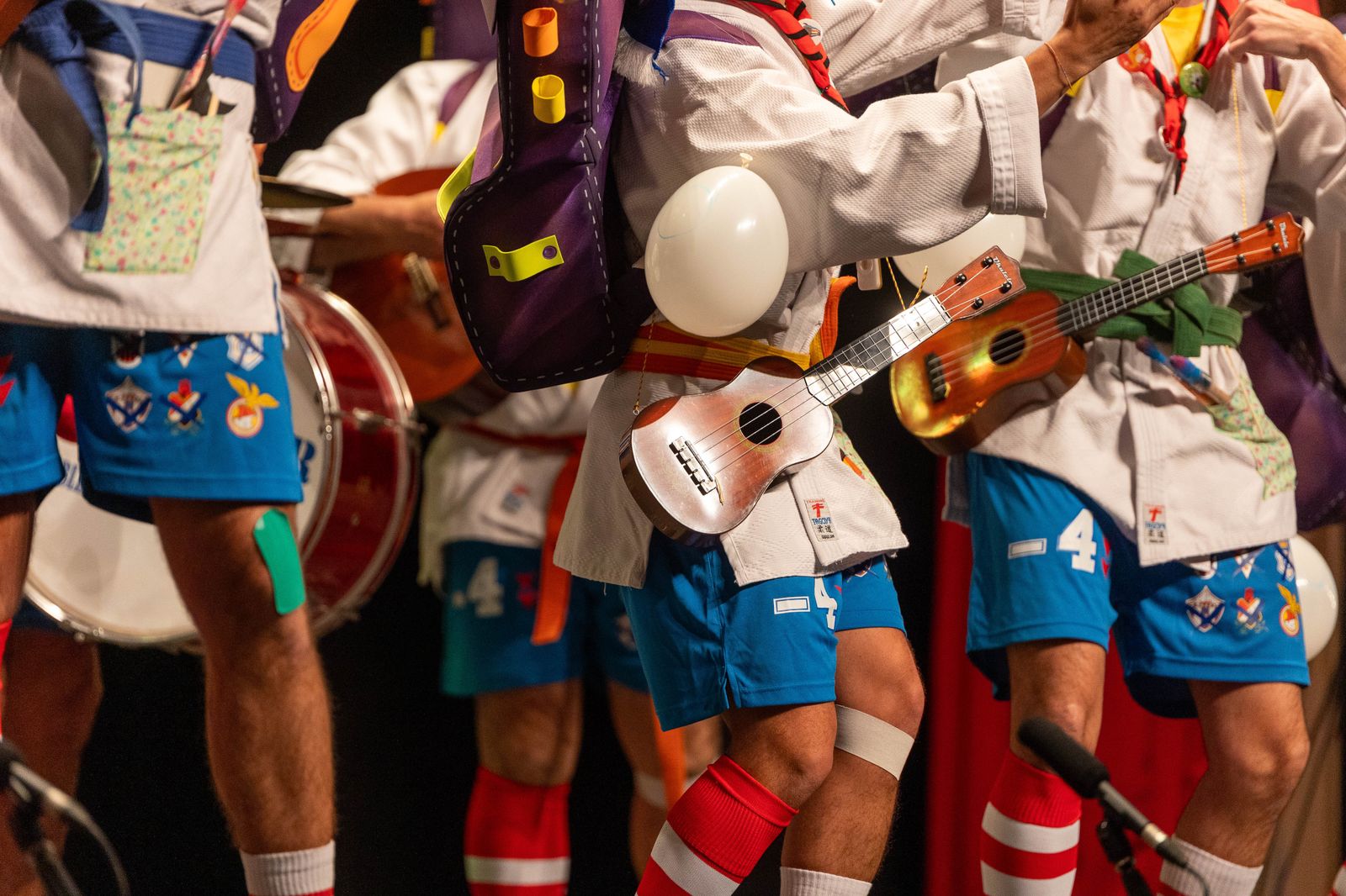 Imágenes de la actuación de la murga de Ayamonte "Ni Messi, ni Picasso, papá harme caso" en el Carnaval Colombino