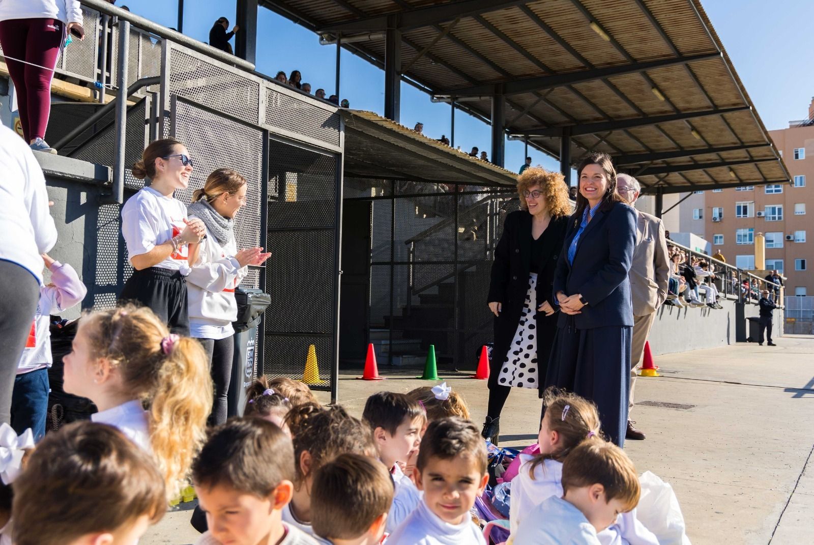 Visita de la alcaldesa de San Fernando a la jornada del Día Escolar de la Paz.