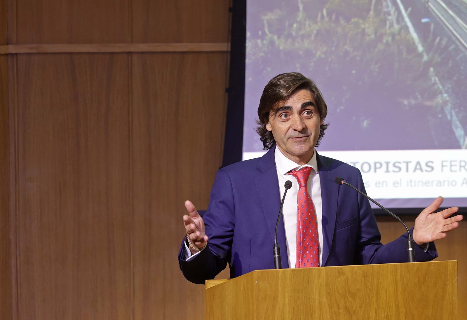 Fotos de la jornada de trabajo del ministro de Transportes en el Puerto de Algeciras