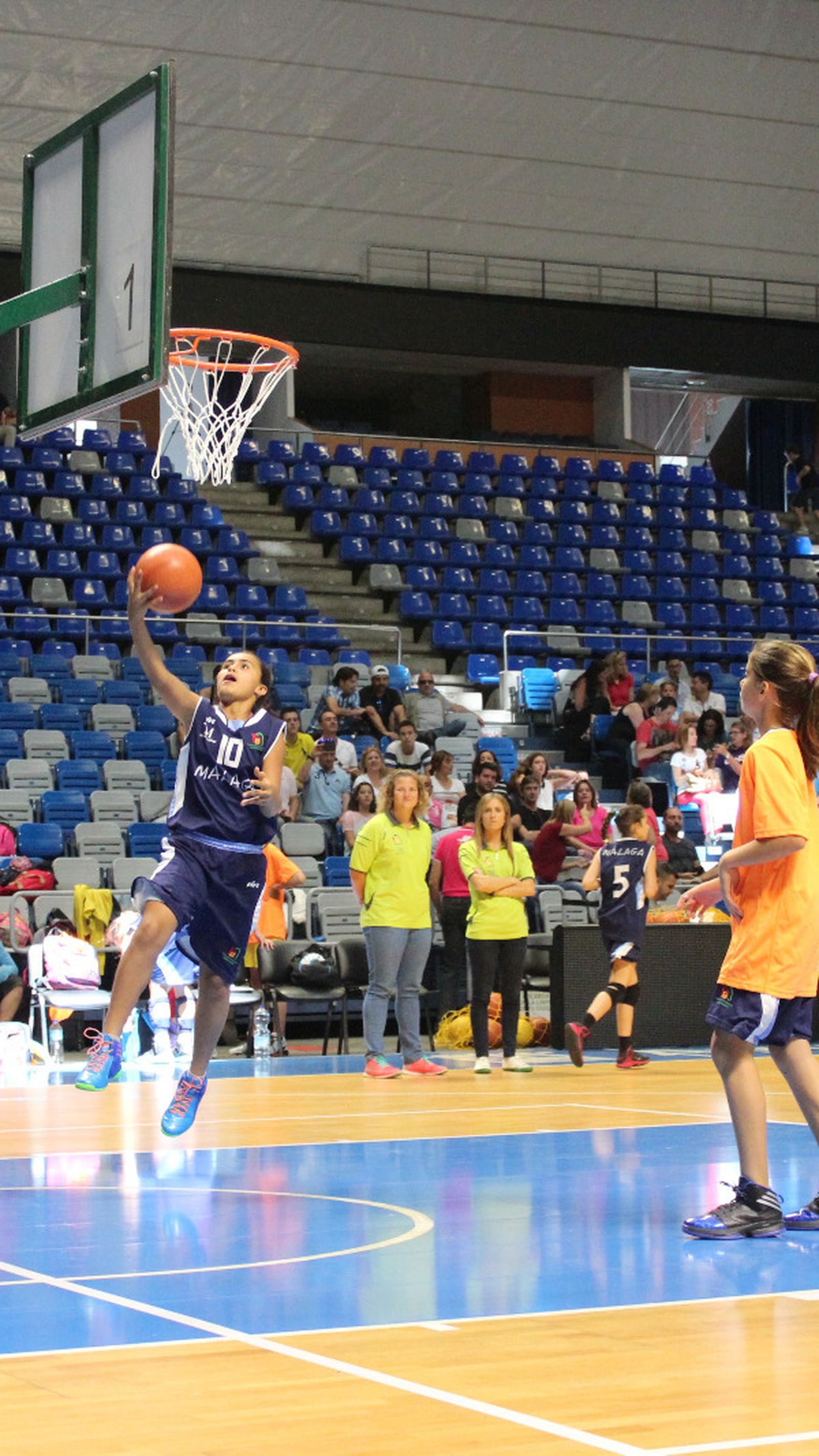 Carmen Ruiz juega en el Carpena