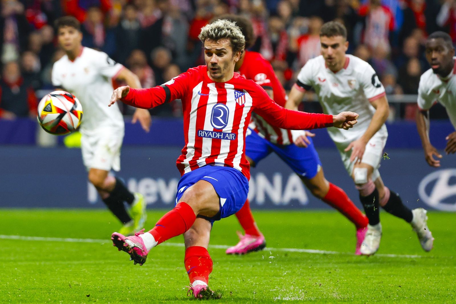 Las fotos del Atlético de Madrid - Sevilla en cuartos de la Copa del Rey