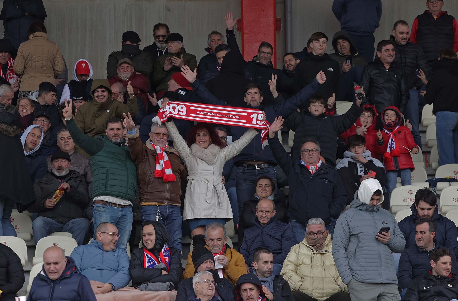 Búscate en el Nuevo Mirador durante el Algeciras - Alcoyano